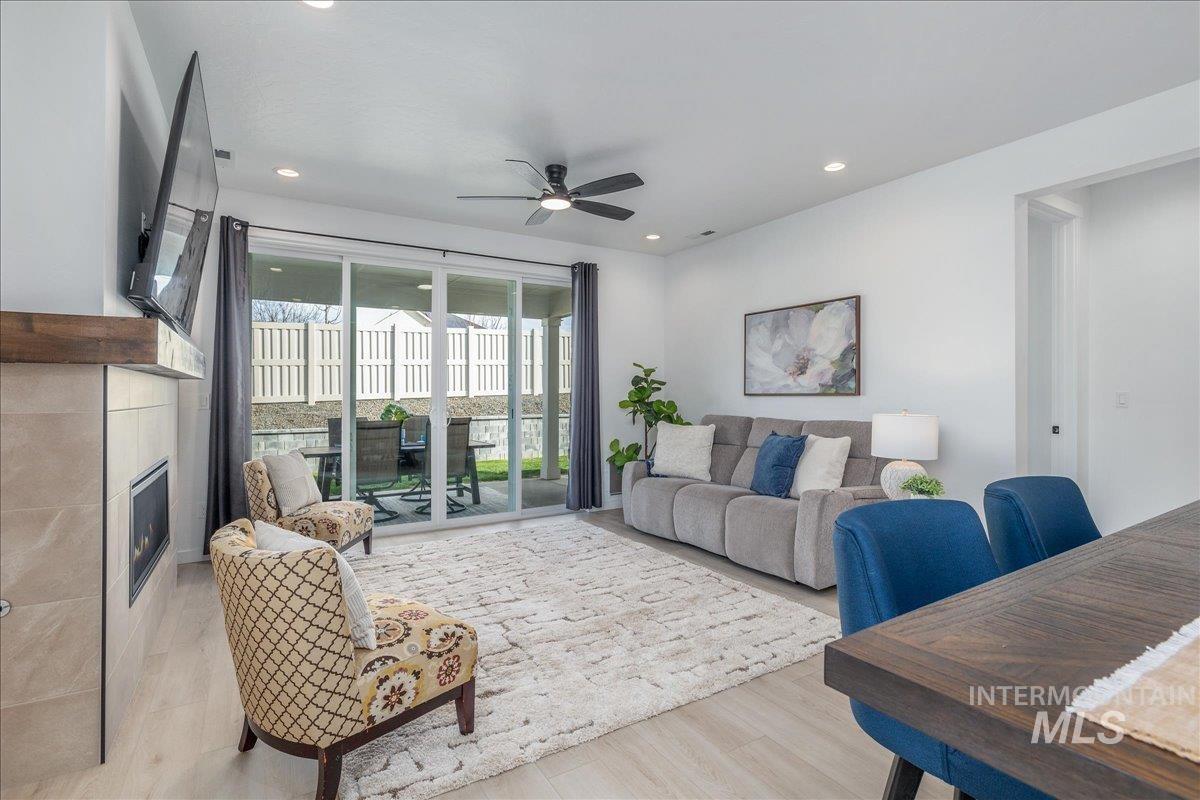 1218 Stirling Meadows Ct, Middleton, Idaho 83644-1182, 4 Bedrooms, 3.5 Bathrooms, Residential For Sale, Price $699,700, 98978745