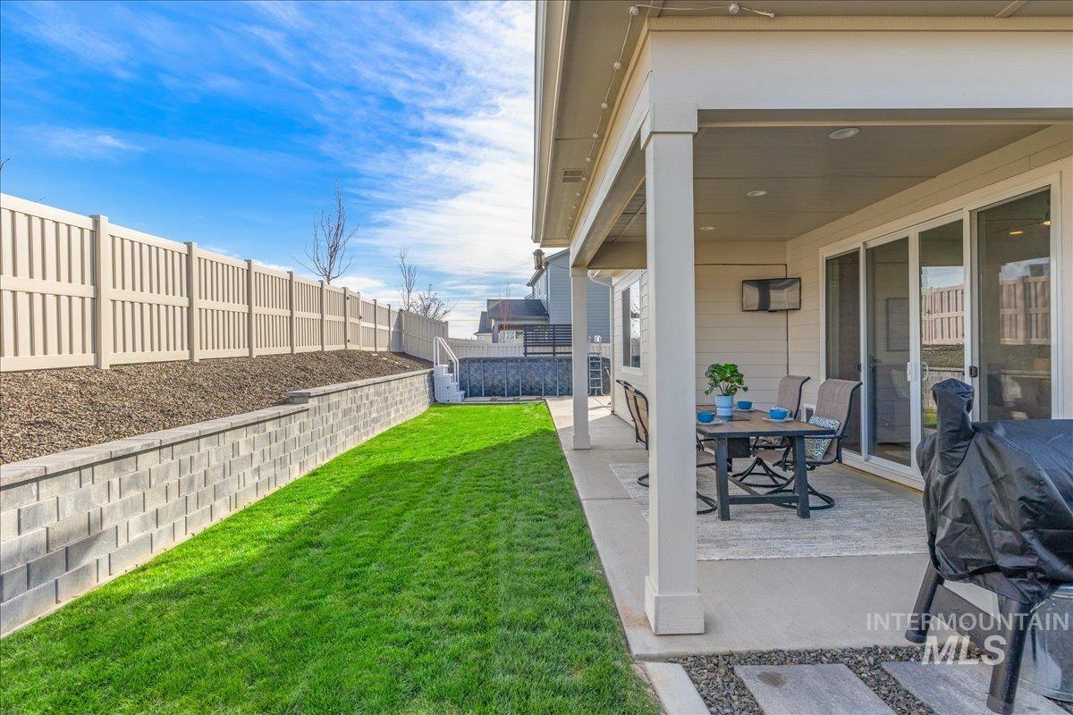 1218 Stirling Meadows Ct, Middleton, Idaho 83644-1182, 4 Bedrooms, 3.5 Bathrooms, Residential For Sale, Price $699,700, 98978745