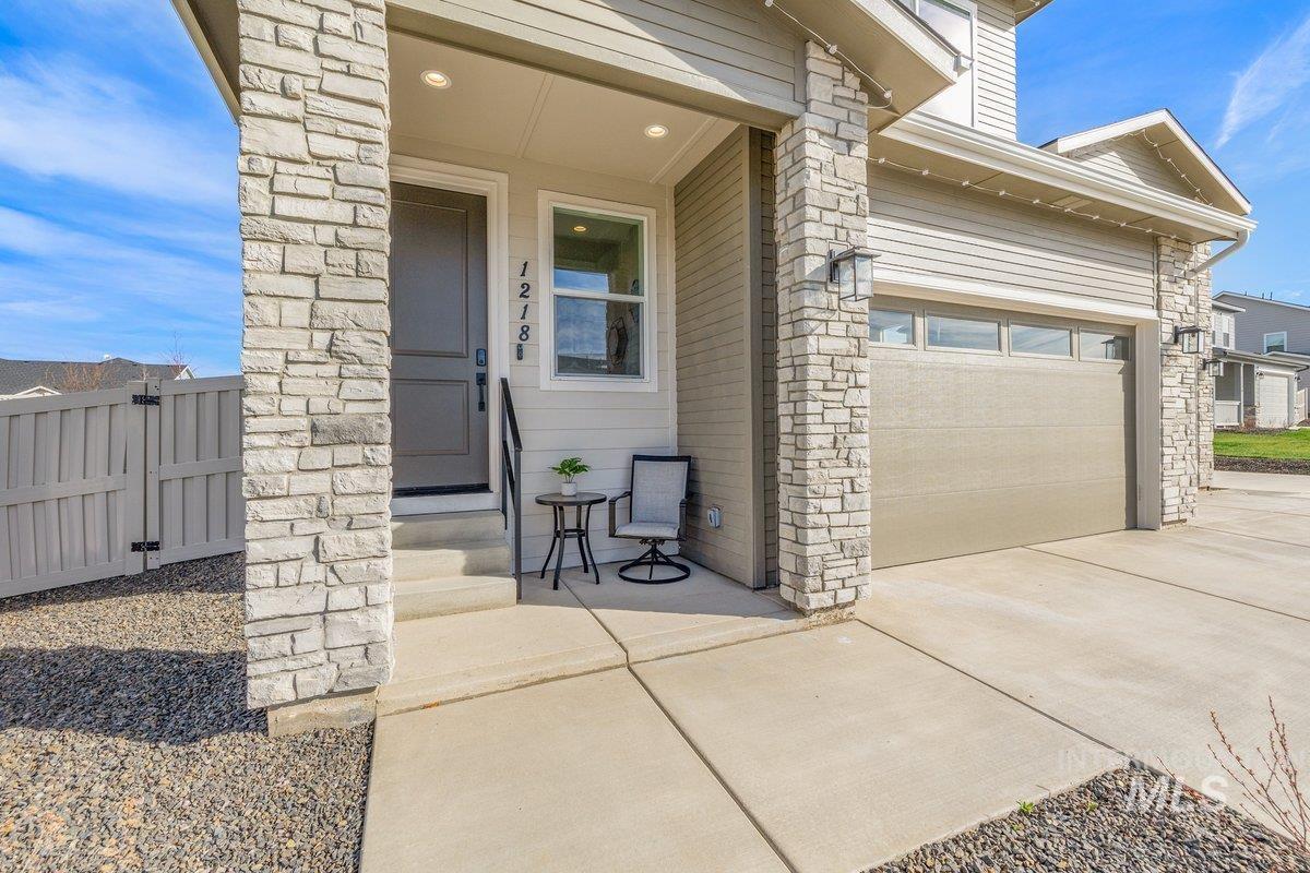 1218 Stirling Meadows Ct, Middleton, Idaho 83644-1182, 4 Bedrooms, 3.5 Bathrooms, Residential For Sale, Price $699,700, 98978745