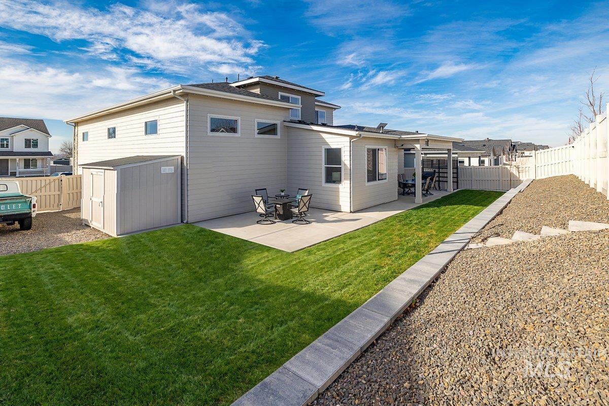 1218 Stirling Meadows Ct, Middleton, Idaho 83644, 4 Bedrooms, 3.5 Bathrooms, Residential For Sale, Price $654,900, 98978745