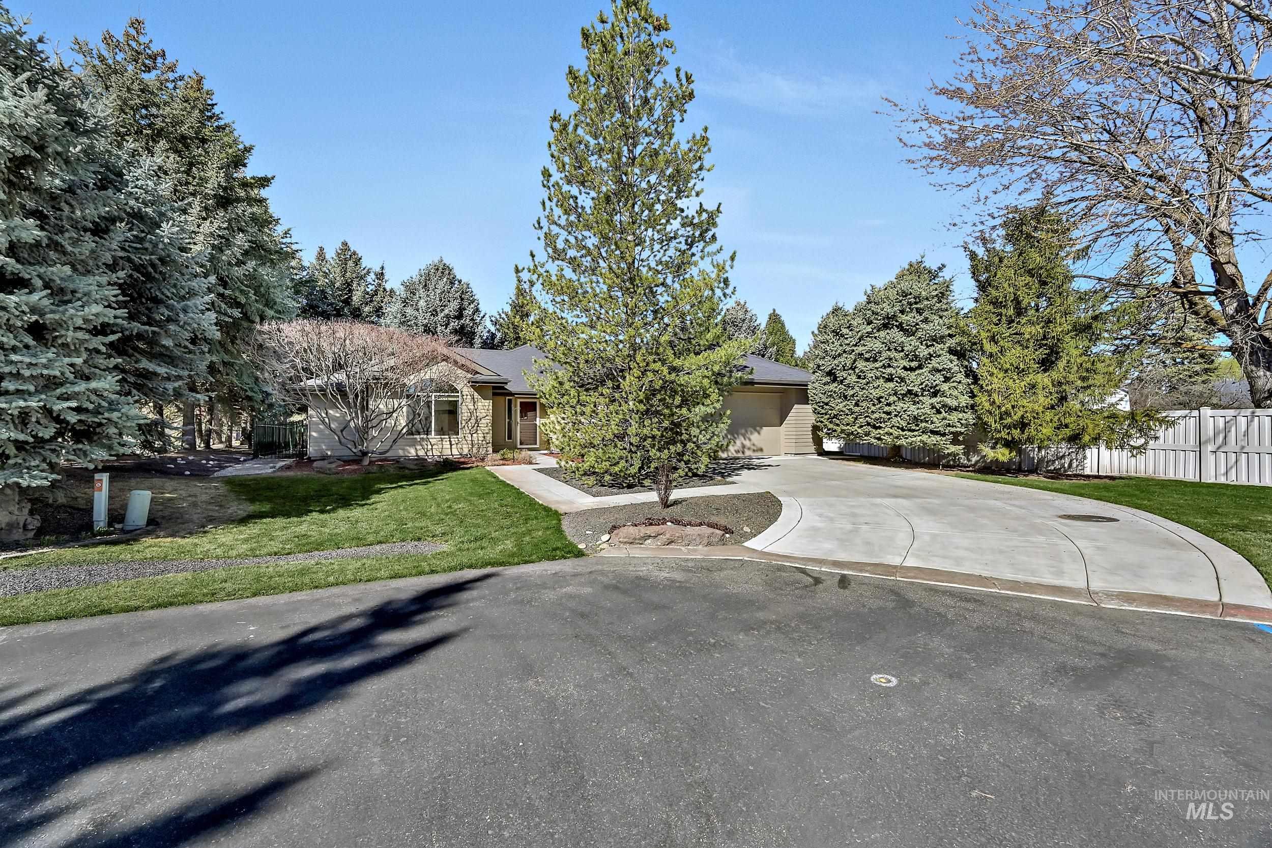 6029 N Taylor Creek, Boise, Idaho 83714, 3 Bedrooms, 2 Bathrooms, Residential For Sale, Price $599,900, 98978746