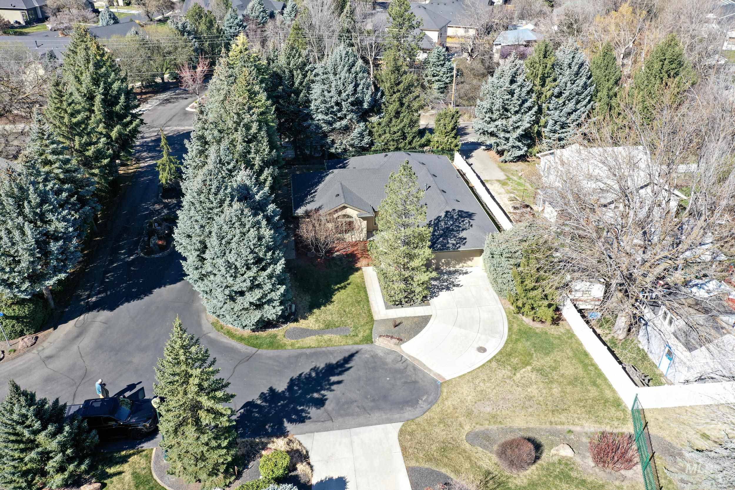 6029 N Taylor Creek, Boise, Idaho 83714, 3 Bedrooms, 2 Bathrooms, Residential For Sale, Price $599,900, 98978746