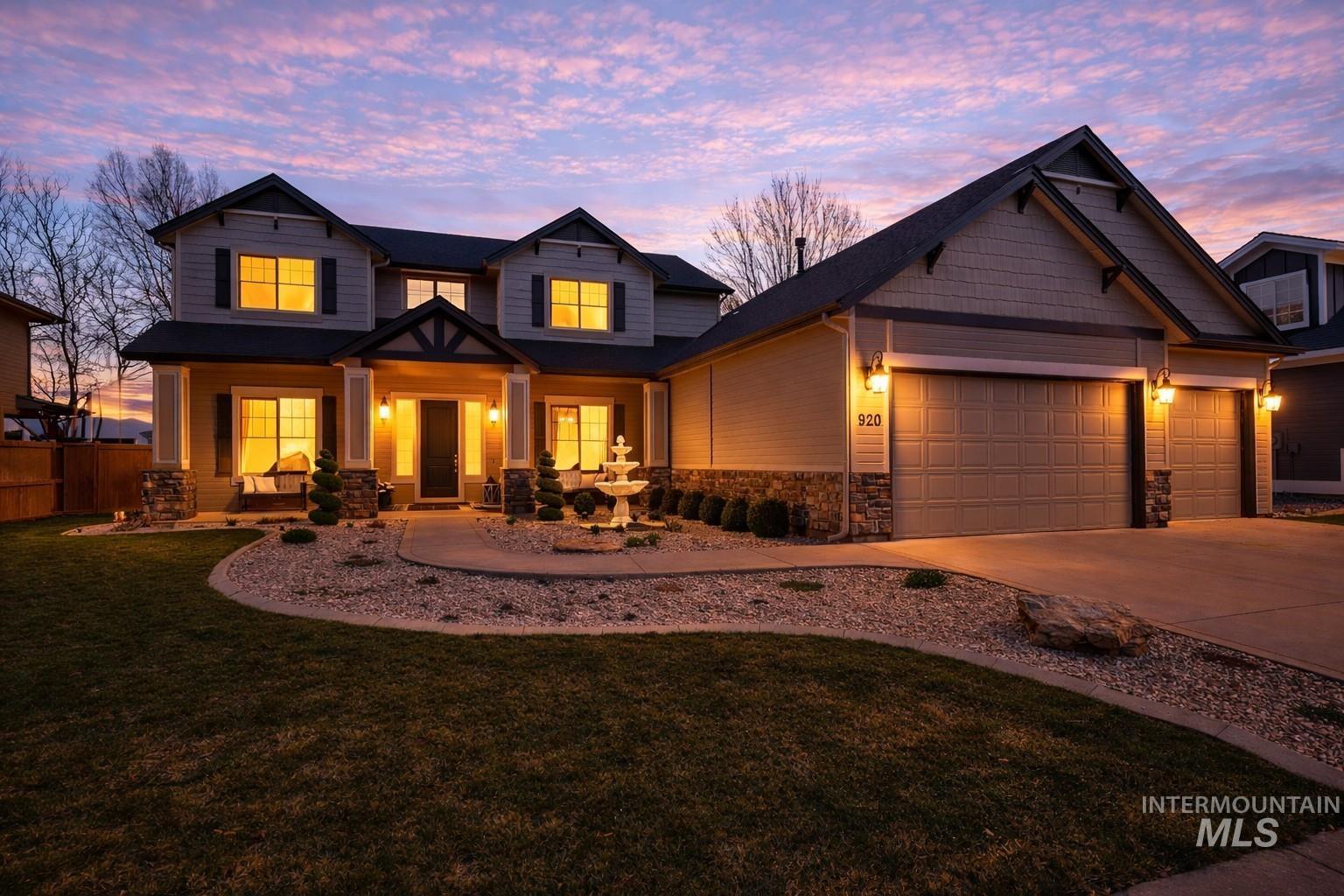 920 W Bacall St., Meridian, Idaho 83646, 5 Bedrooms, 3.5 Bathrooms, Residential For Sale, Price $824,900, 98978747