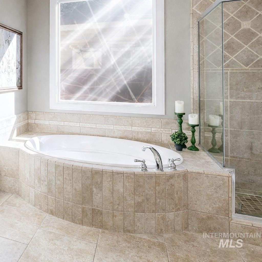 920 W Bacall St., Meridian, Idaho 83646, 5 Bedrooms, 3.5 Bathrooms, Residential For Sale, Price $824,900, 98978747