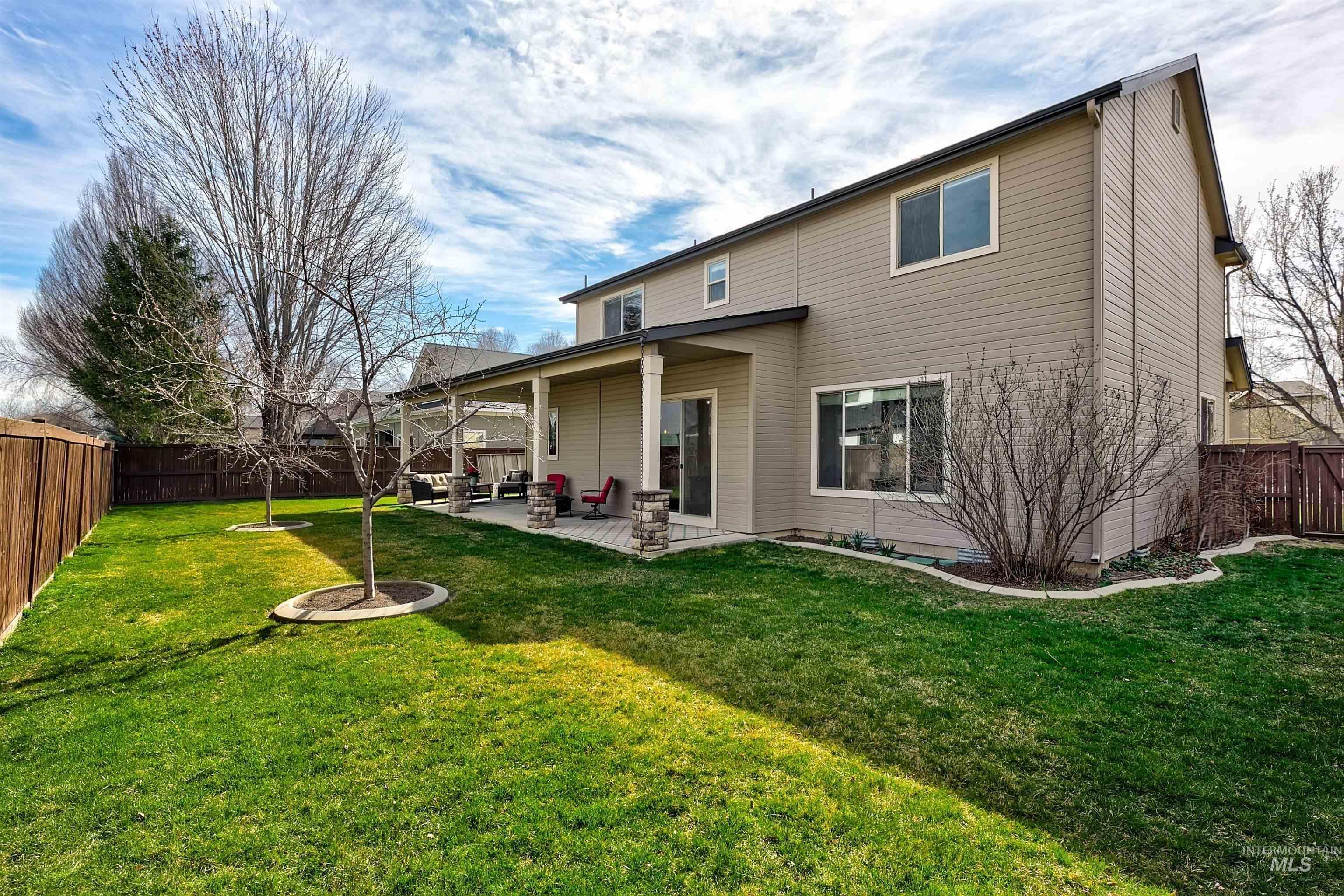 920 W Bacall St., Meridian, Idaho 83646, 5 Bedrooms, 3.5 Bathrooms, Residential For Sale, Price $824,900, 98978747