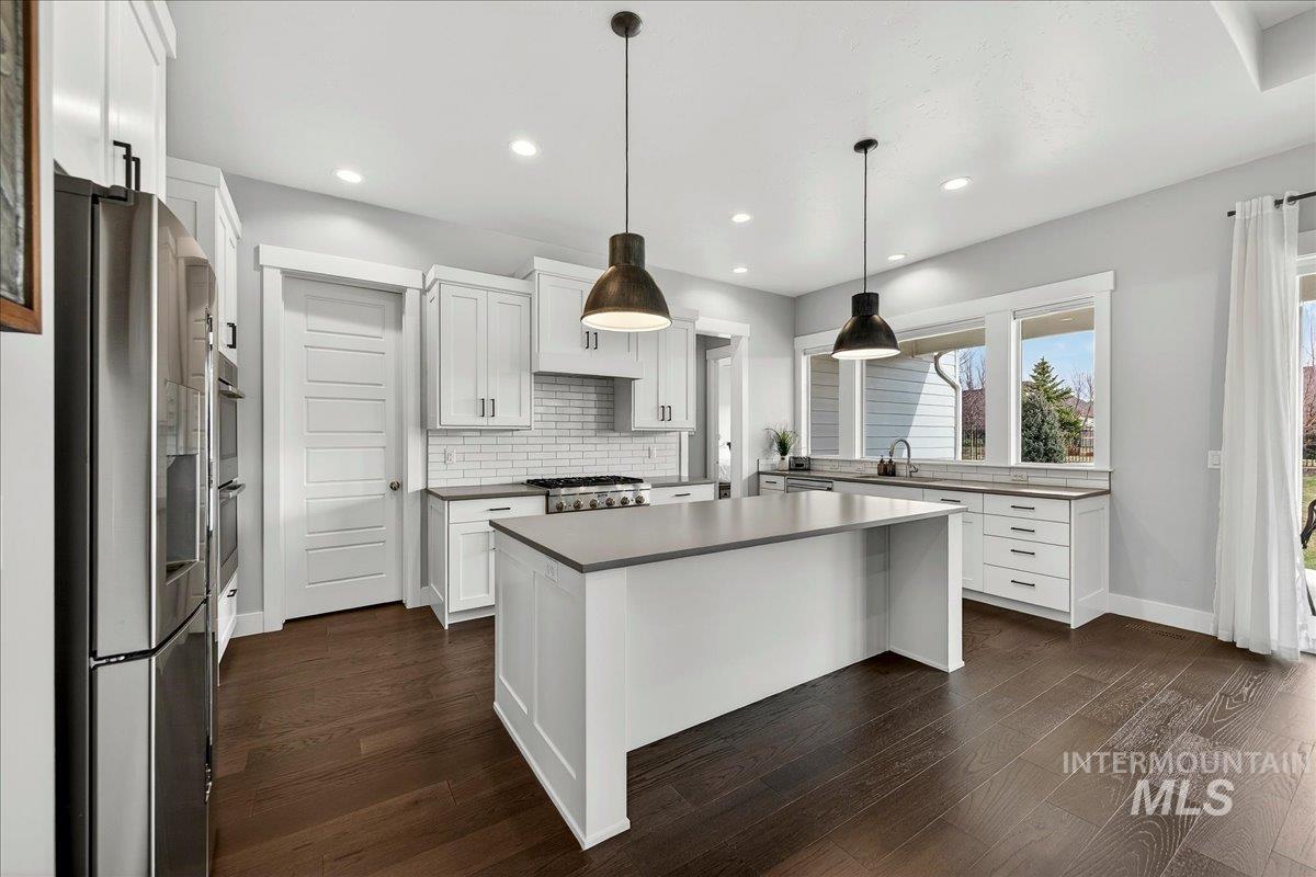 1854 N Tullshire Way, Eagle, Idaho 83616-0000, 4 Bedrooms, 2.5 Bathrooms, Residential For Sale, Price $1,100,000, 98978748