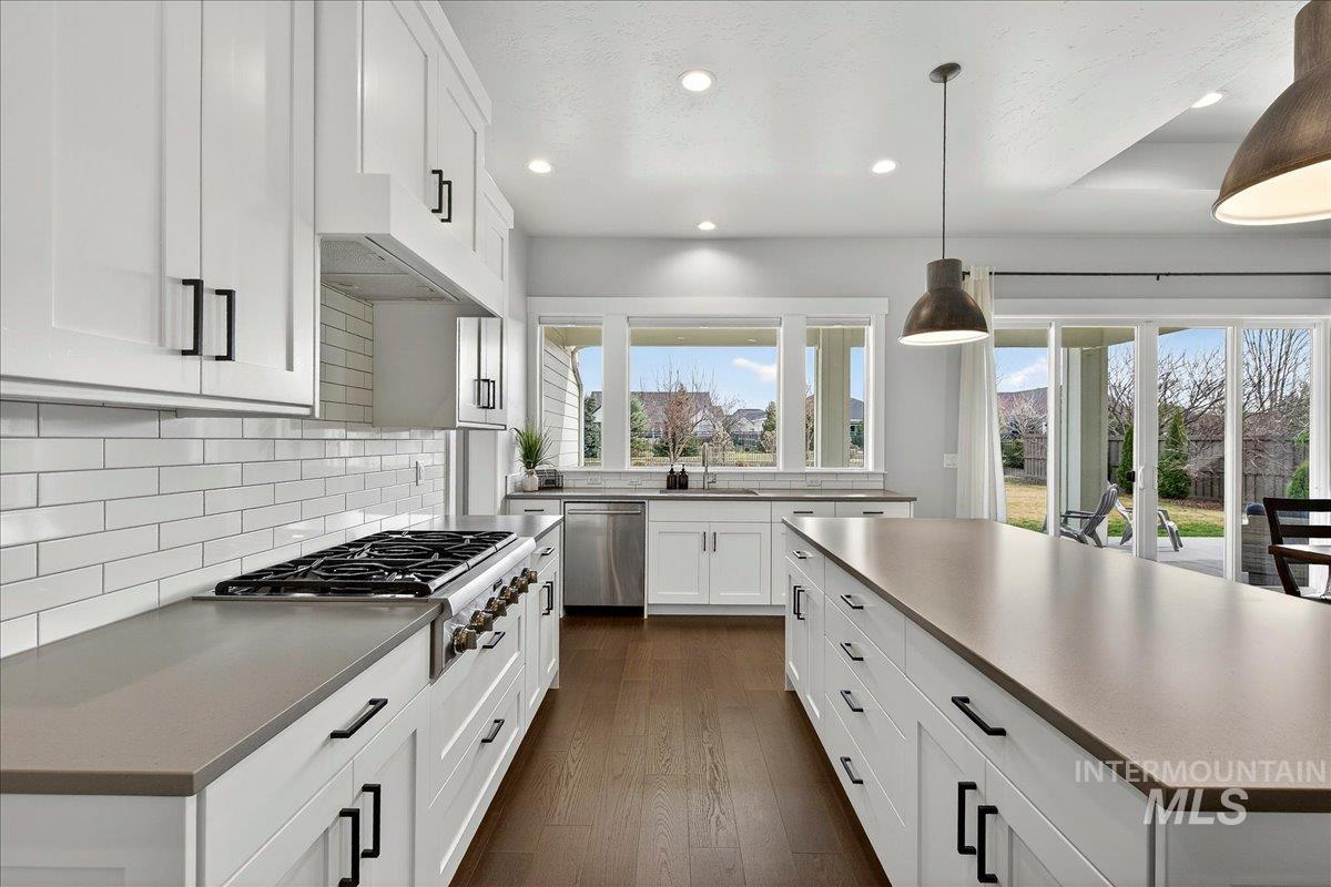 1854 N Tullshire Way, Eagle, Idaho 83616-0000, 4 Bedrooms, 2.5 Bathrooms, Residential For Sale, Price $1,100,000, 98978748