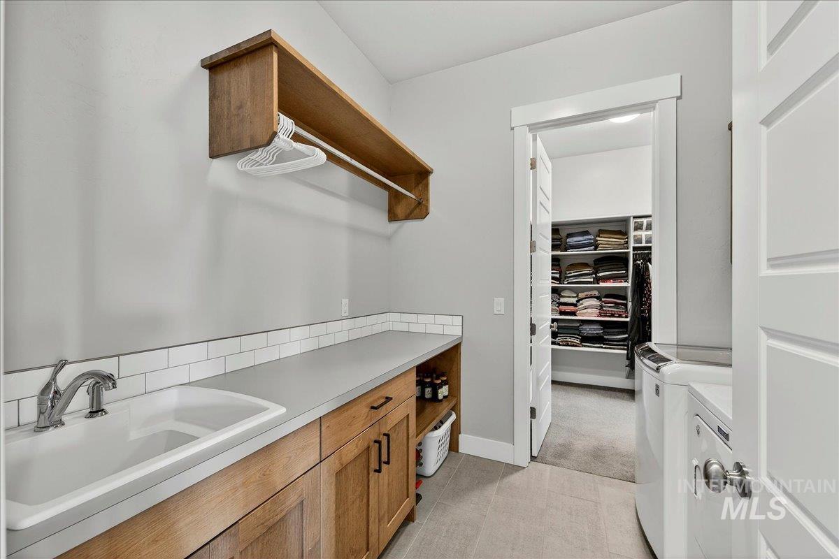 1854 N Tullshire Way, Eagle, Idaho 83616-0000, 4 Bedrooms, 2.5 Bathrooms, Residential For Sale, Price $1,100,000, 98978748