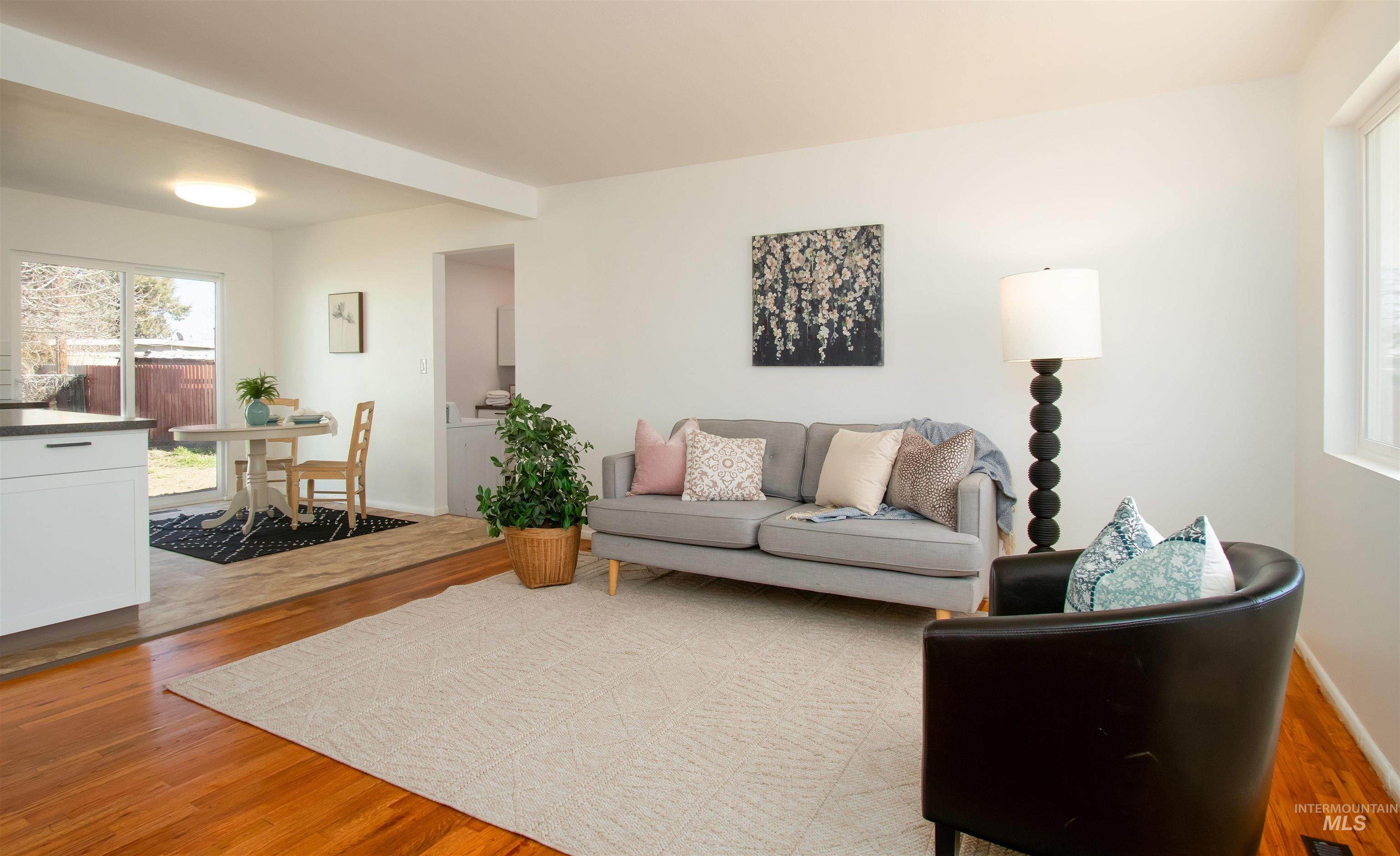 775 S 13th, Mountain Home, Idaho 83647, 3 Bedrooms, 1 Bathroom, Residential For Sale, Price $279,000, 98978752