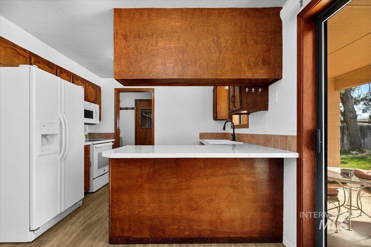 2719 N Aster Ave, Boise, Idaho 83704, 3 Bedrooms, 2 Bathrooms, Residential For Sale, Price $408,000, 98978758