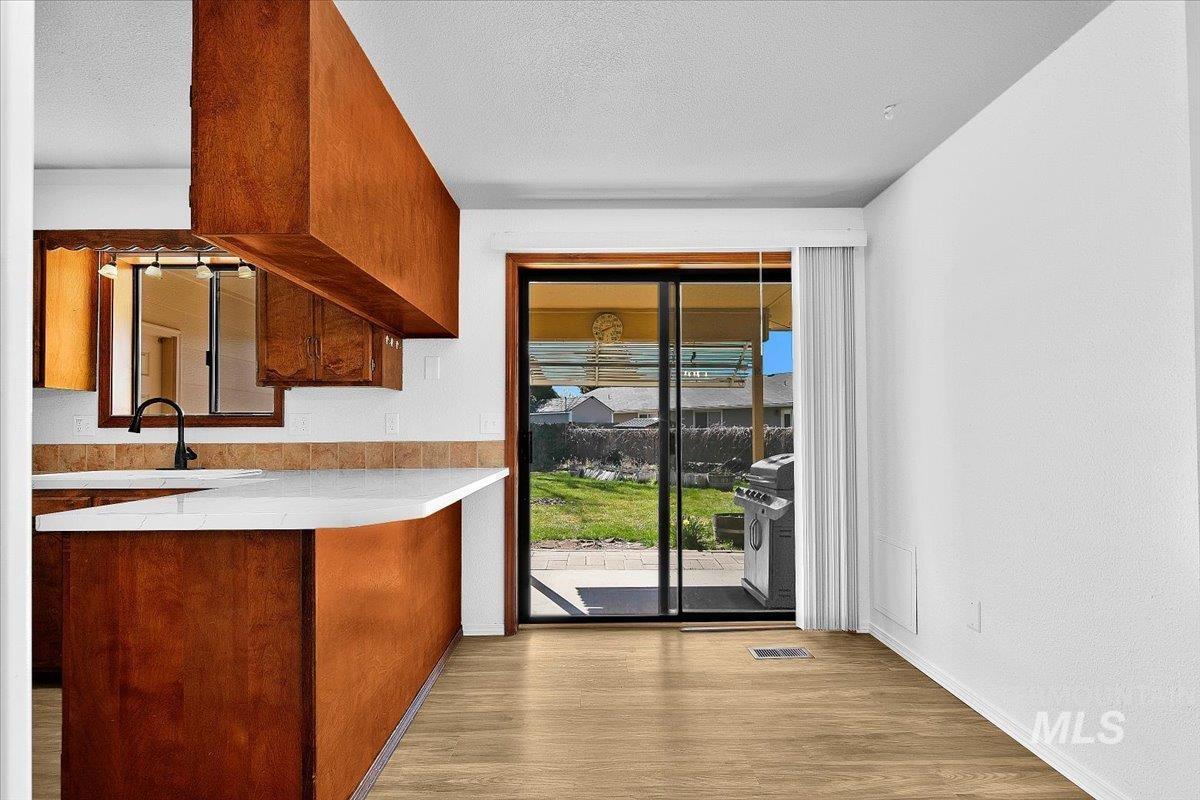 2719 N Aster Ave, Boise, Idaho 83704, 3 Bedrooms, 2 Bathrooms, Residential For Sale, Price $408,000, 98978758