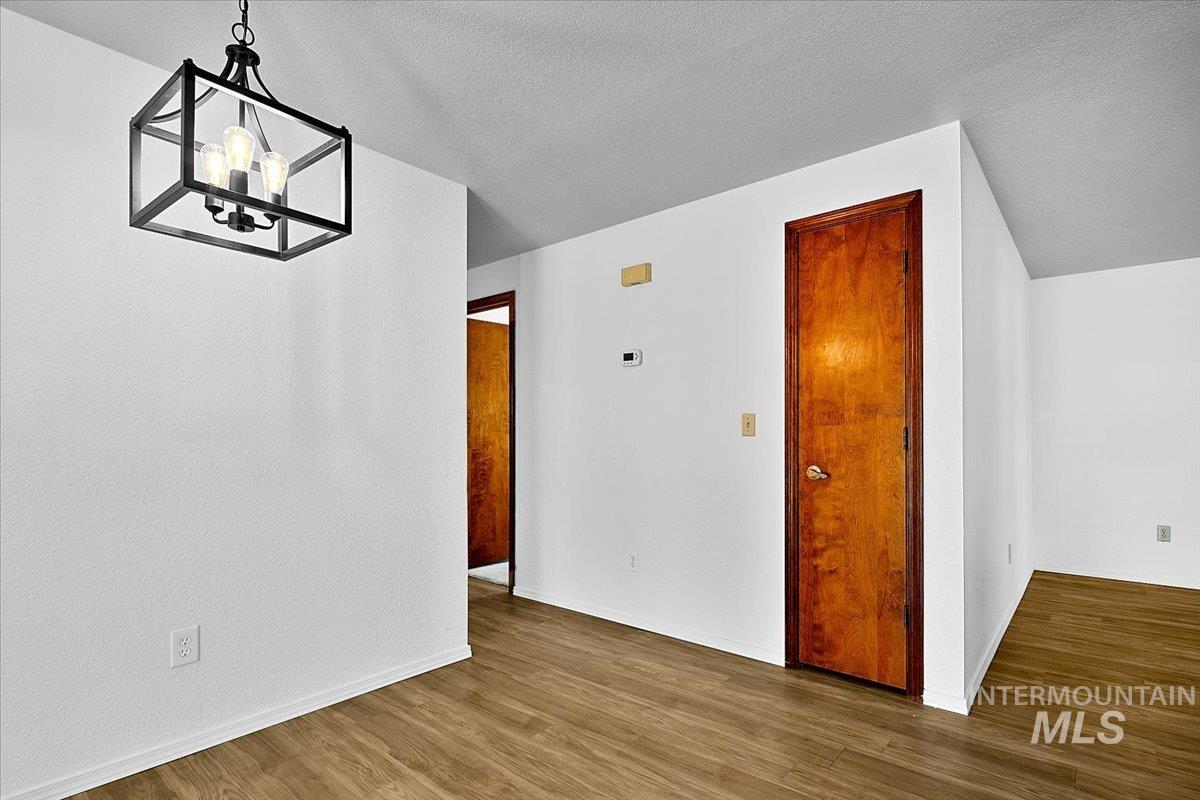 2719 N Aster Ave, Boise, Idaho 83704, 3 Bedrooms, 2 Bathrooms, Residential For Sale, Price $408,000, 98978758