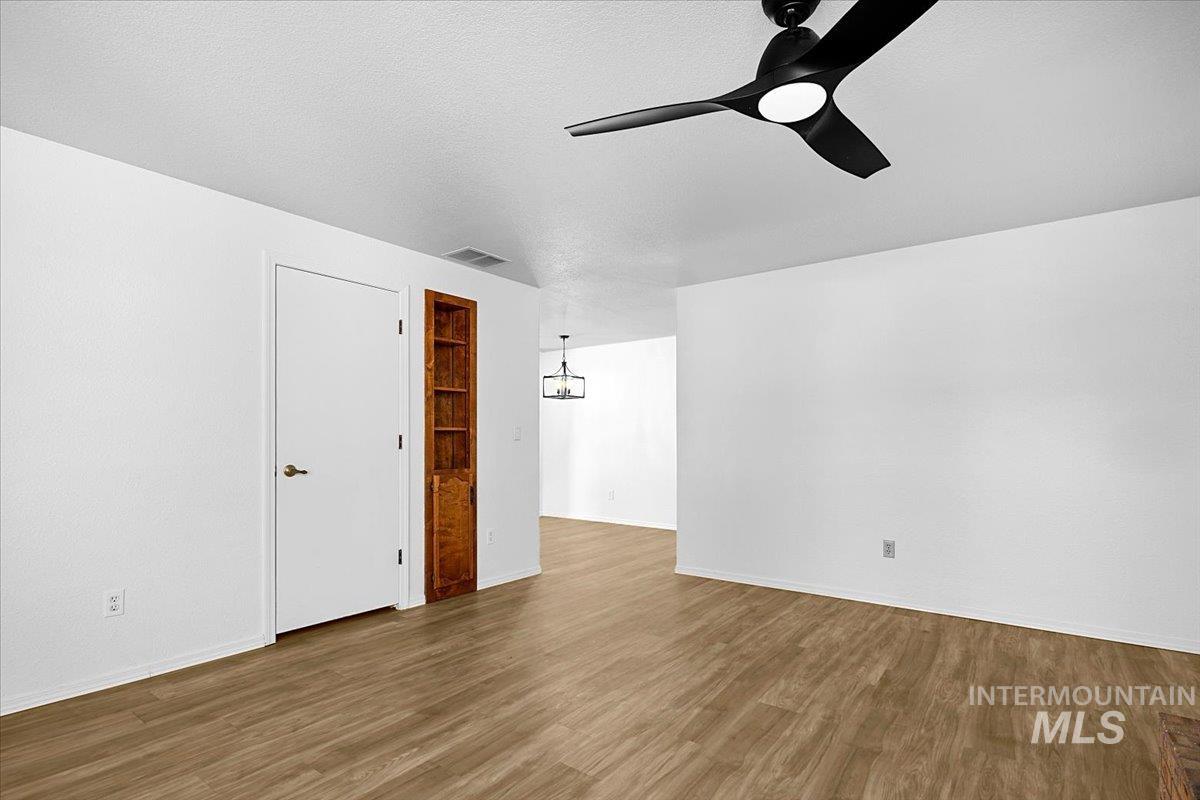 2719 N Aster Ave, Boise, Idaho 83704, 3 Bedrooms, 2 Bathrooms, Residential For Sale, Price $408,000, 98978758