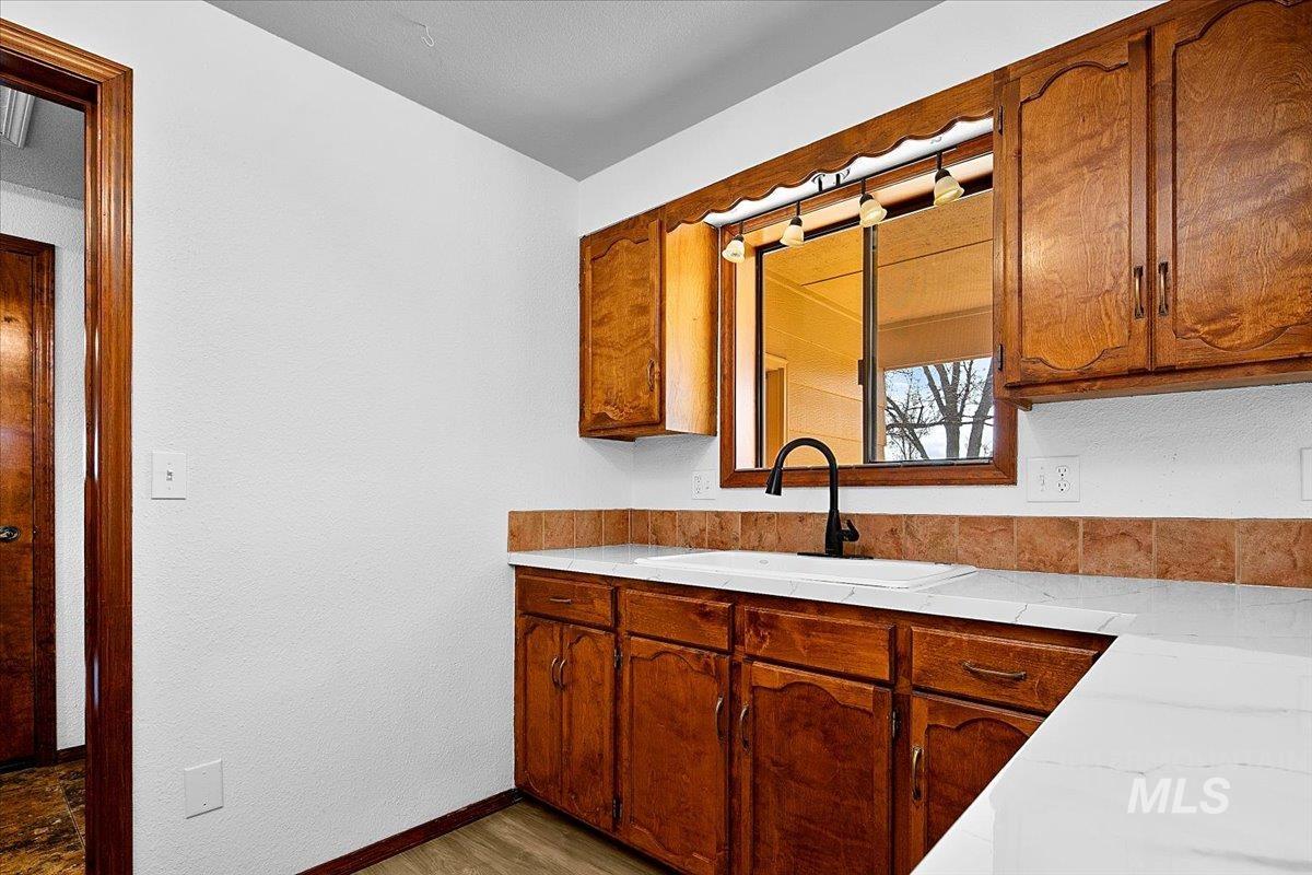 2719 N Aster Ave, Boise, Idaho 83704, 3 Bedrooms, 2 Bathrooms, Residential For Sale, Price $408,000, 98978758