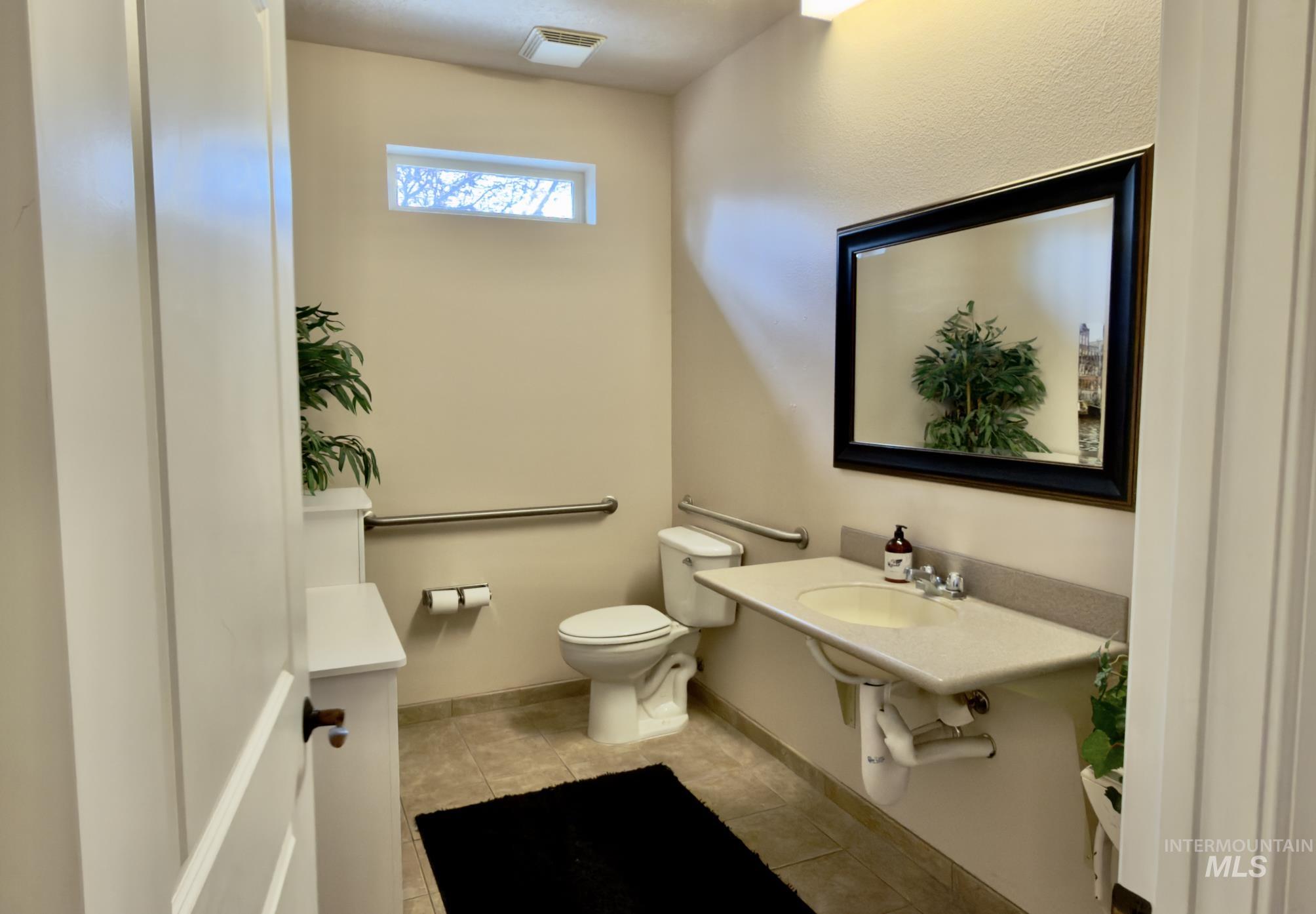 849 E Fairview Ave, Meridian, Idaho 83642, Business/Commercial For Sale, Price $875,000,MLS 98978762