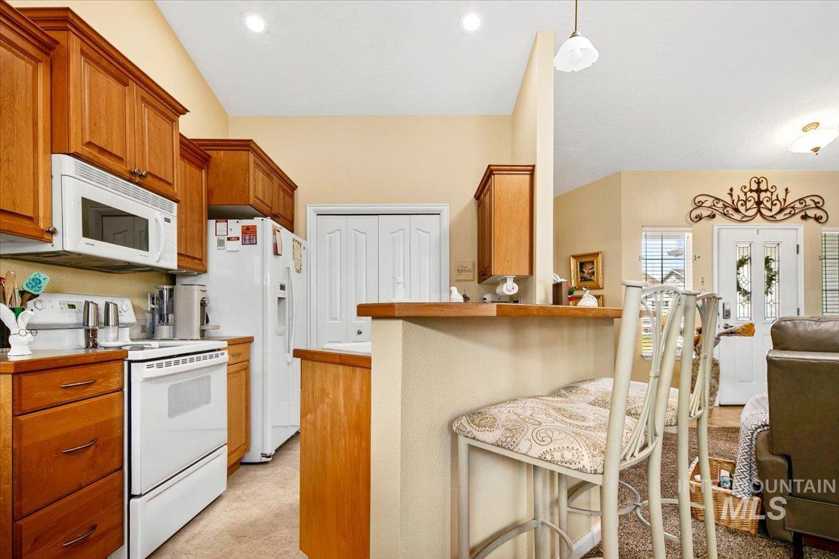 8133 W. Penny Ln., Garden City, Idaho 83714, 2 Bedrooms, 2.5 Bathrooms, Residential For Sale, Price $399,900, 98978763