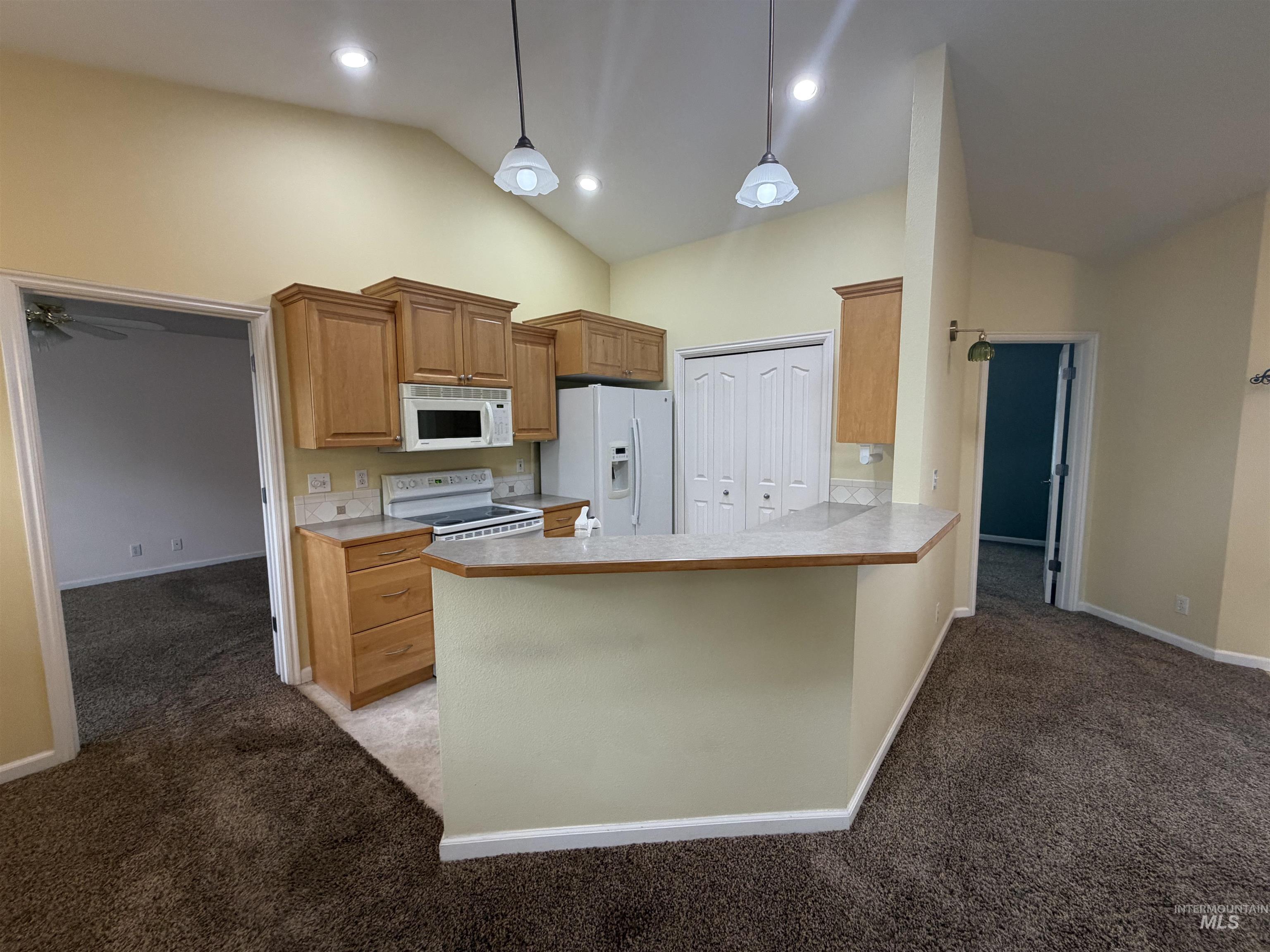 8133 W. Penny Ln., Garden City, Idaho 83714, 2 Bedrooms, 2.5 Bathrooms, Residential For Sale, Price $394,900,MLS 98978763