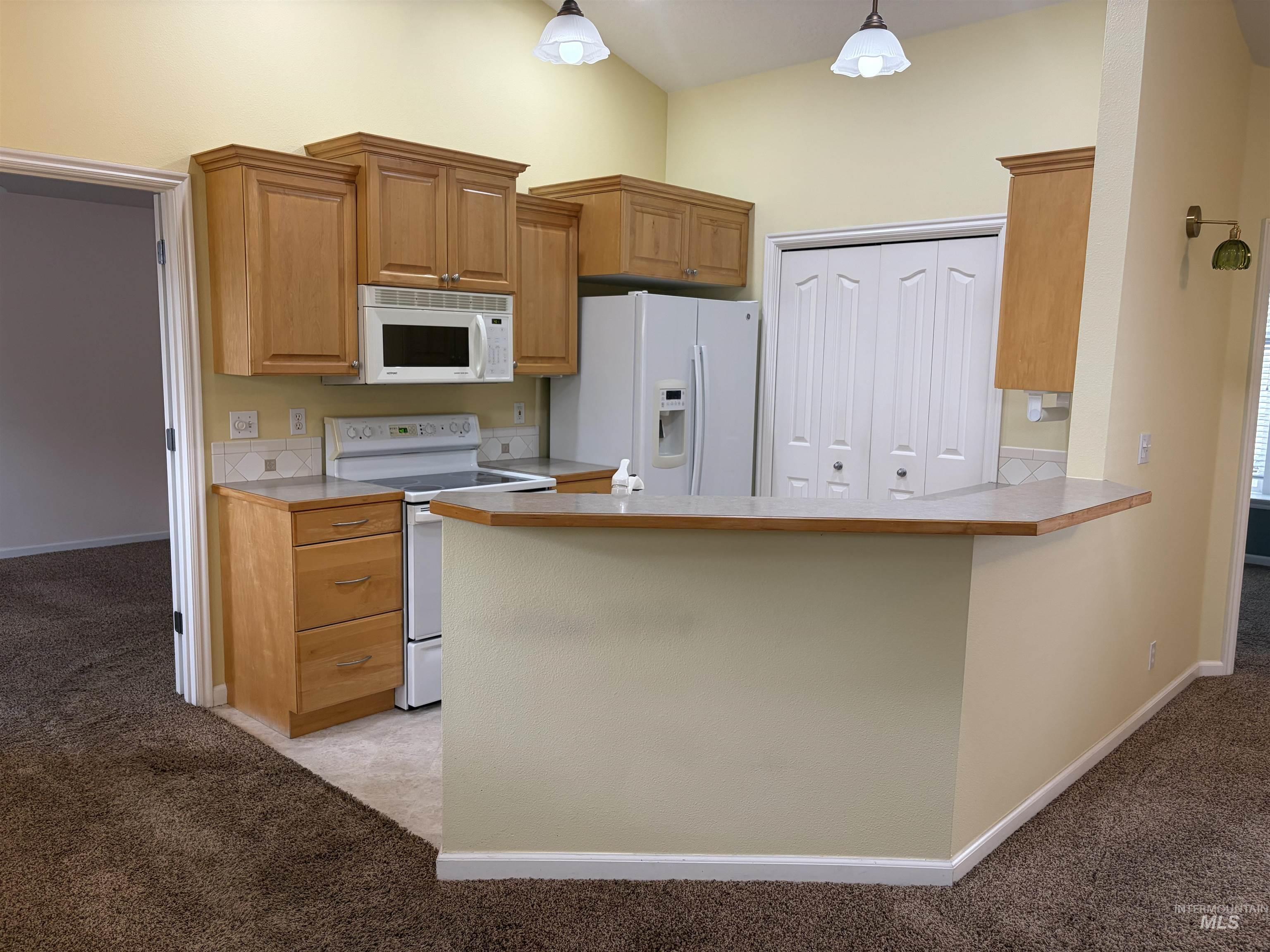 8133 W. Penny Ln., Garden City, Idaho 83714, 2 Bedrooms, 2.5 Bathrooms, Residential For Sale, Price $394,900,MLS 98978763