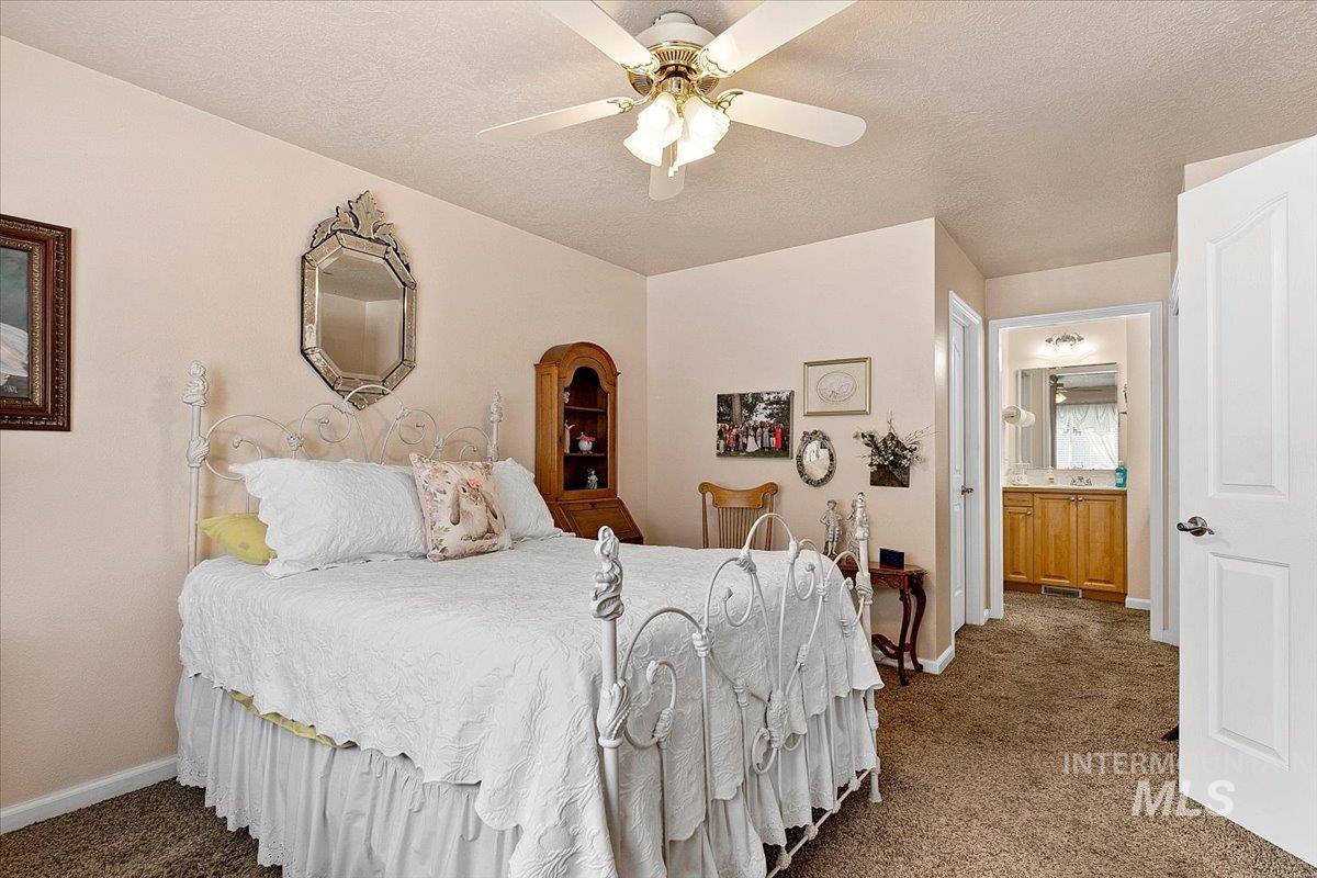 8133 W. Penny Ln., Garden City, Idaho 83714, 2 Bedrooms, 2.5 Bathrooms, Residential For Sale, Price $399,900, 98978763