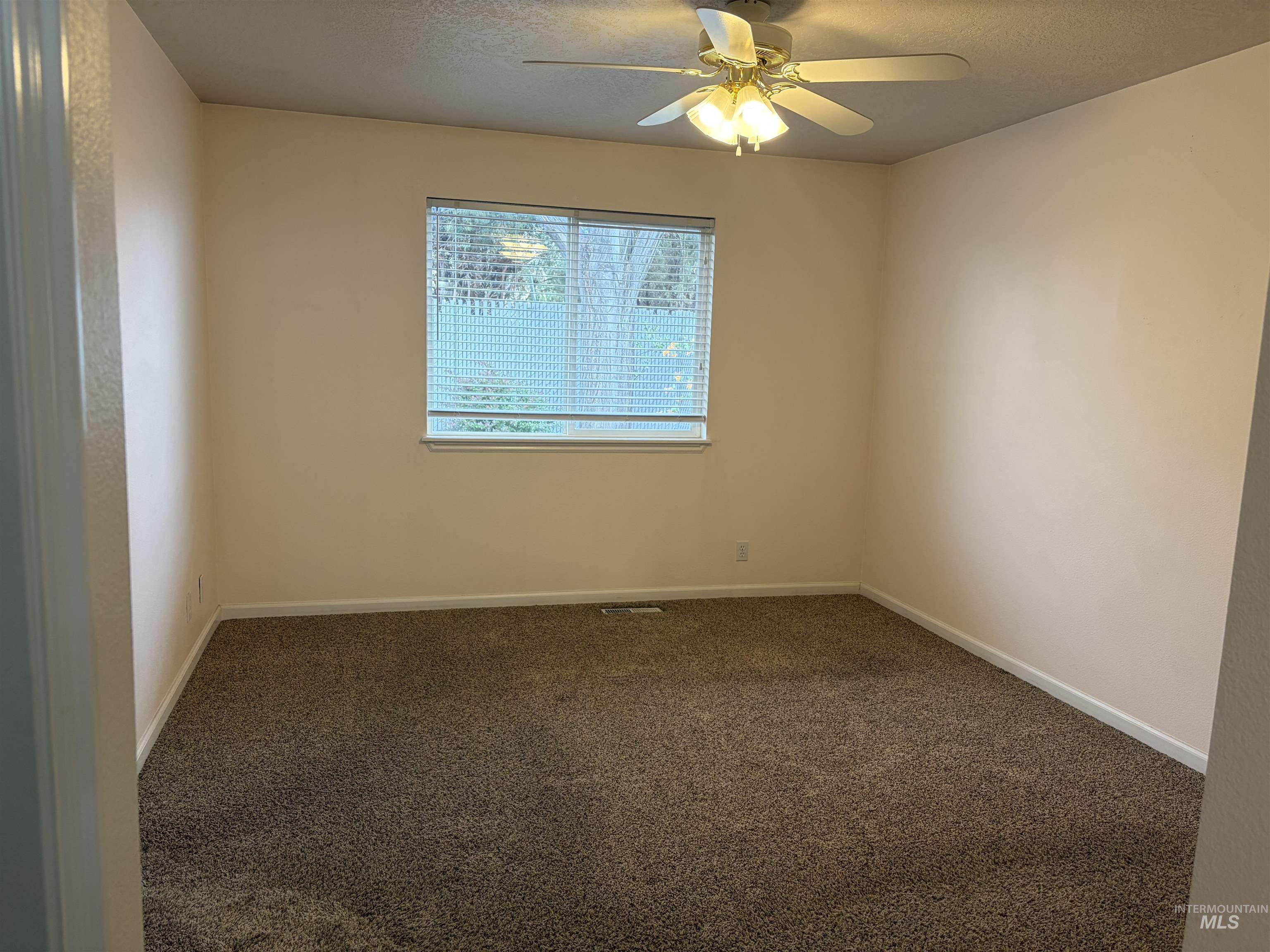 8133 W. Penny Ln., Garden City, Idaho 83714, 2 Bedrooms, 2.5 Bathrooms, Residential For Sale, Price $394,900,MLS 98978763