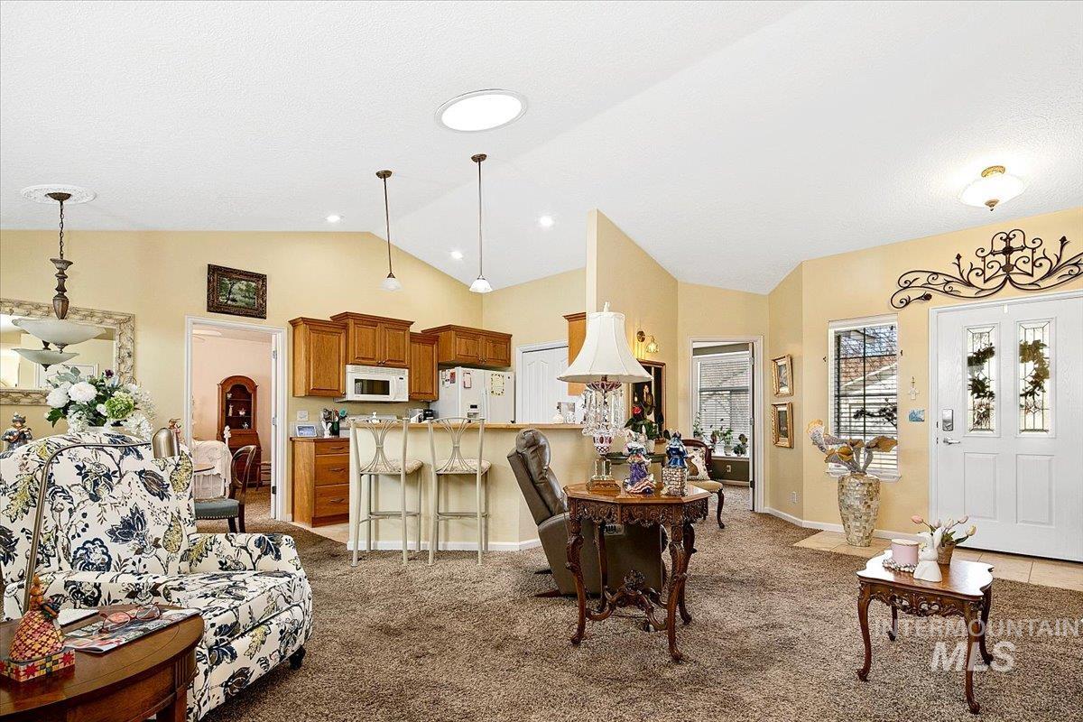 8133 W. Penny Ln., Garden City, Idaho 83714, 2 Bedrooms, 2.5 Bathrooms, Residential For Sale, Price $399,900, 98978763