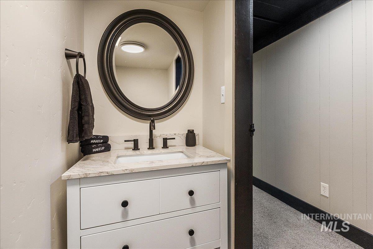 8146 W Hummel Drive, Boise, Idaho 83709, 4 Bedrooms, 2.5 Bathrooms, Residential For Sale, Price $625,000,MLS 98978764