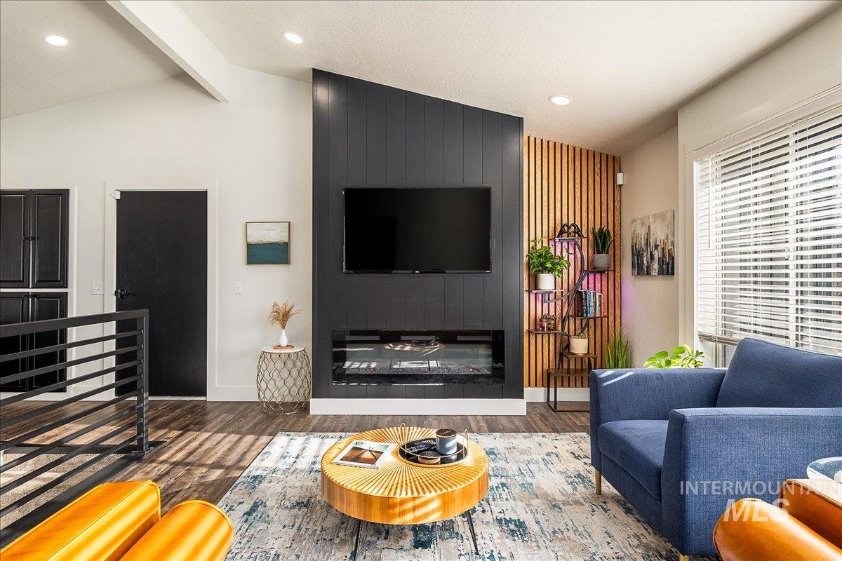 8146 W Hummel Drive, Boise, Idaho 83709, 4 Bedrooms, 2.5 Bathrooms, Residential For Sale, Price $625,000,MLS 98978764