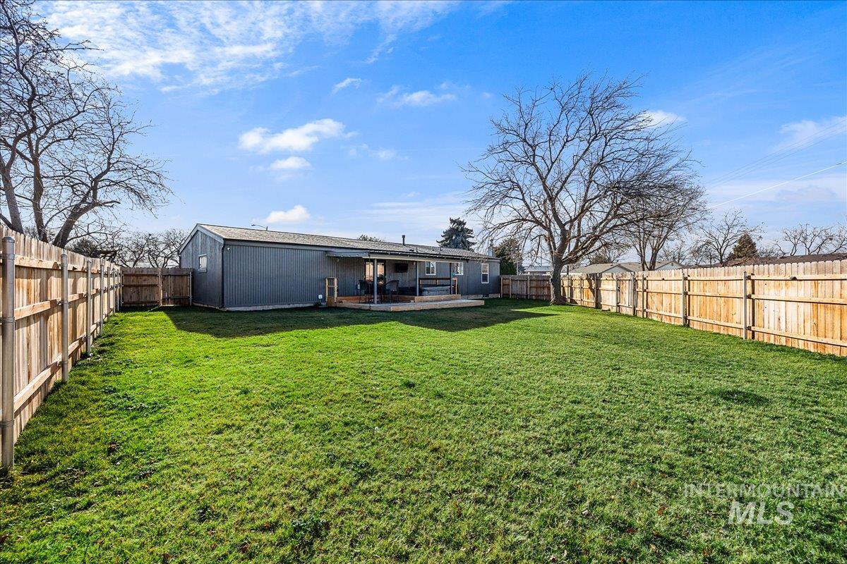 8146 W Hummel Drive, Boise, Idaho 83709, 4 Bedrooms, 2.5 Bathrooms, Residential For Sale, Price $625,000,MLS 98978764