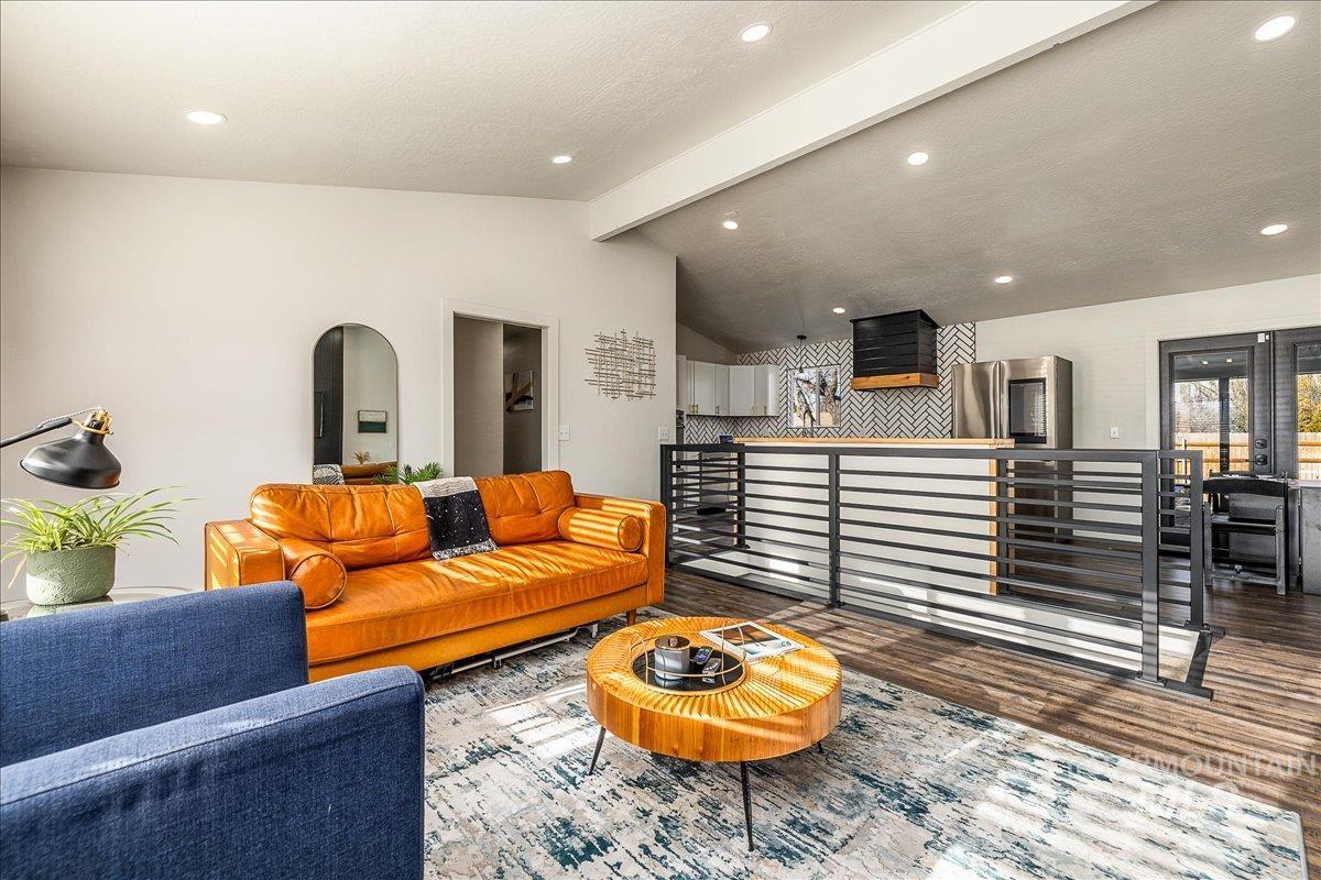 8146 W Hummel Drive, Boise, Idaho 83709, 4 Bedrooms, 2.5 Bathrooms, Residential For Sale, Price $625,000,MLS 98978764