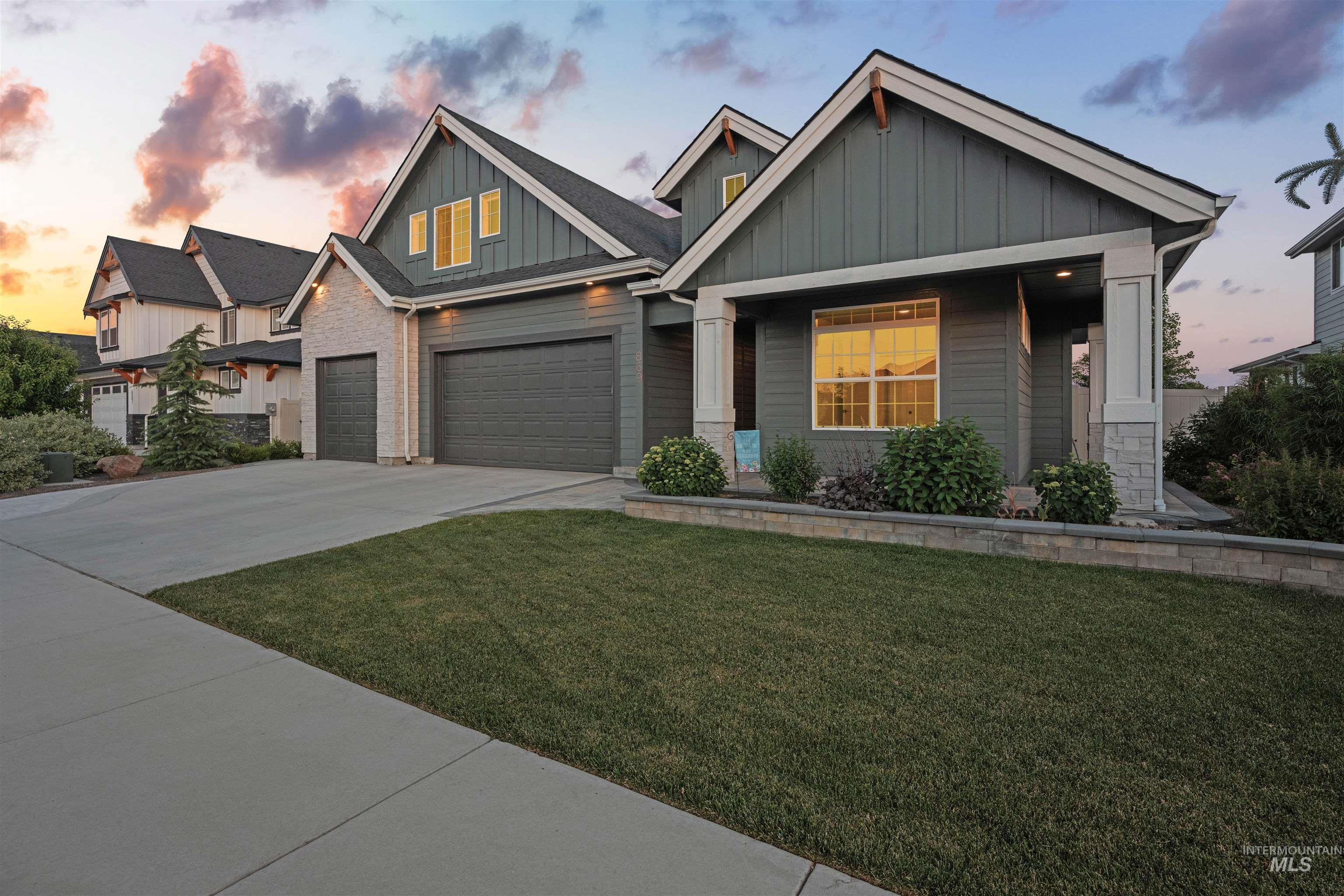869 E Territory St, Meridian, Idaho 83646, 3 Bedrooms, 3 Bathrooms, Residential For Sale, Price $835,000,MLS 98978765