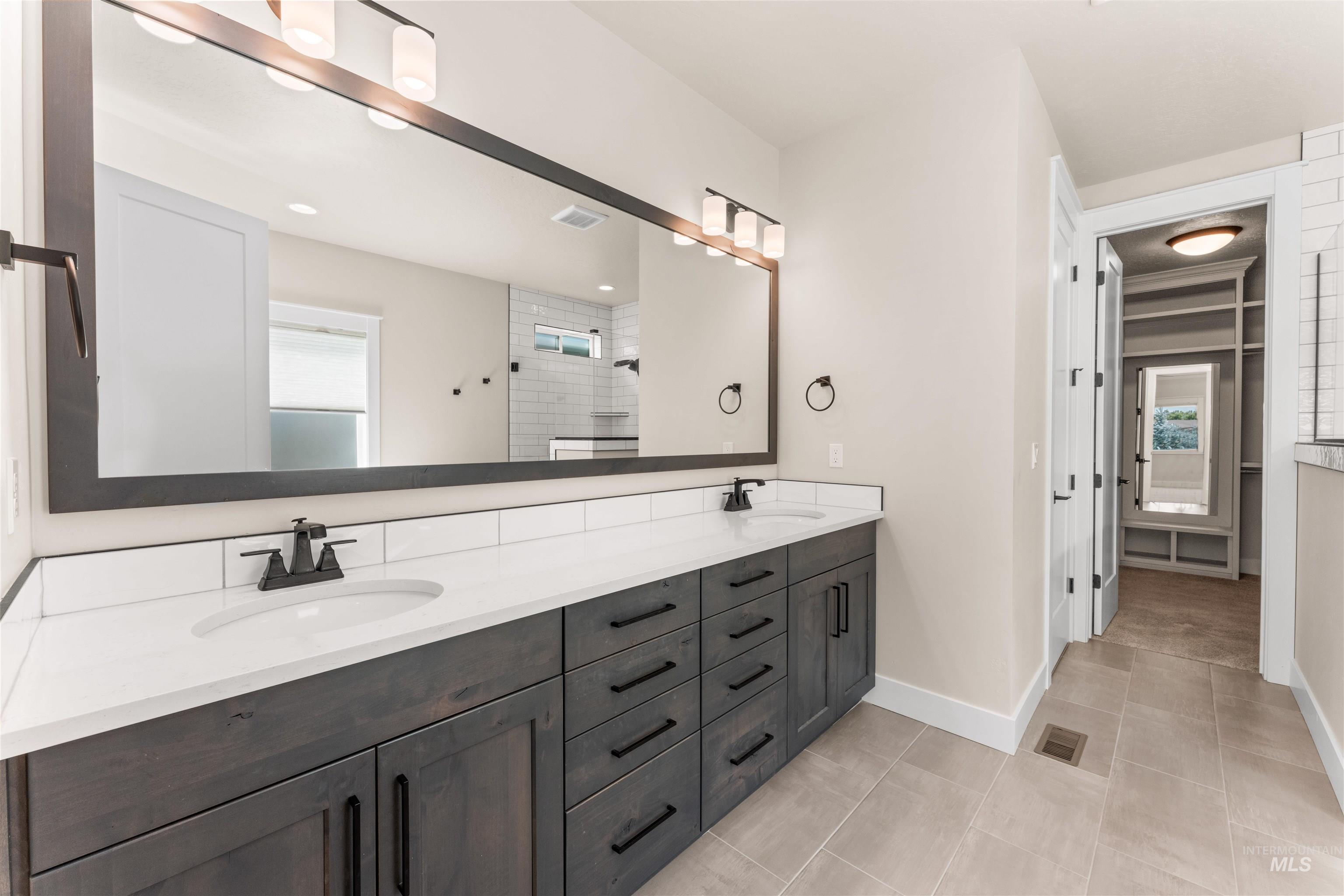 869 E Territory St, Meridian, Idaho 83646, 3 Bedrooms, 3 Bathrooms, Residential For Sale, Price $835,000,MLS 98978765