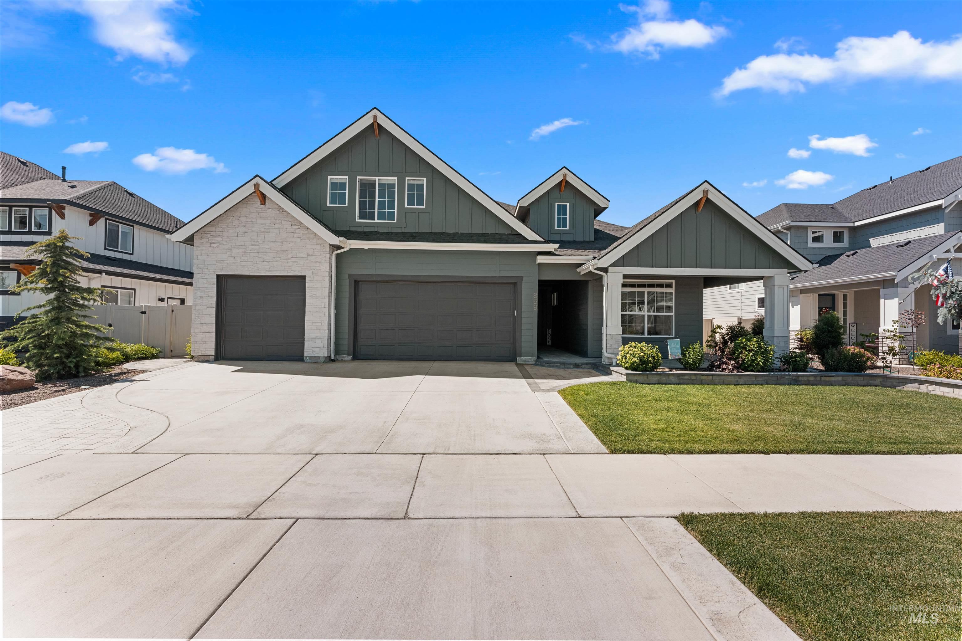 869 E Territory St, Meridian, Idaho 83646, 3 Bedrooms, 3 Bathrooms, Residential For Sale, Price $835,000,MLS 98978765