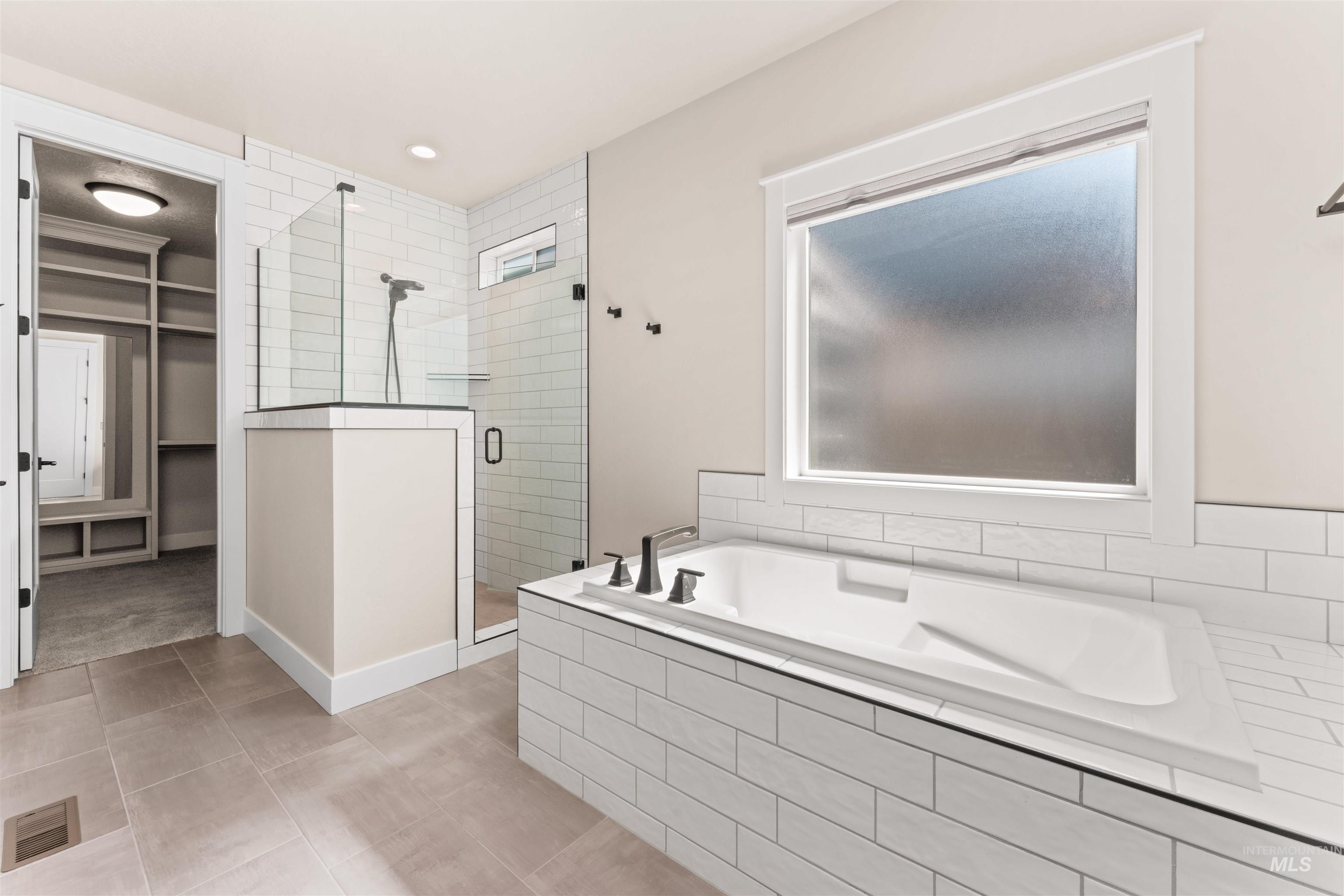 869 E Territory St, Meridian, Idaho 83646, 3 Bedrooms, 3 Bathrooms, Residential For Sale, Price $835,000,MLS 98978765