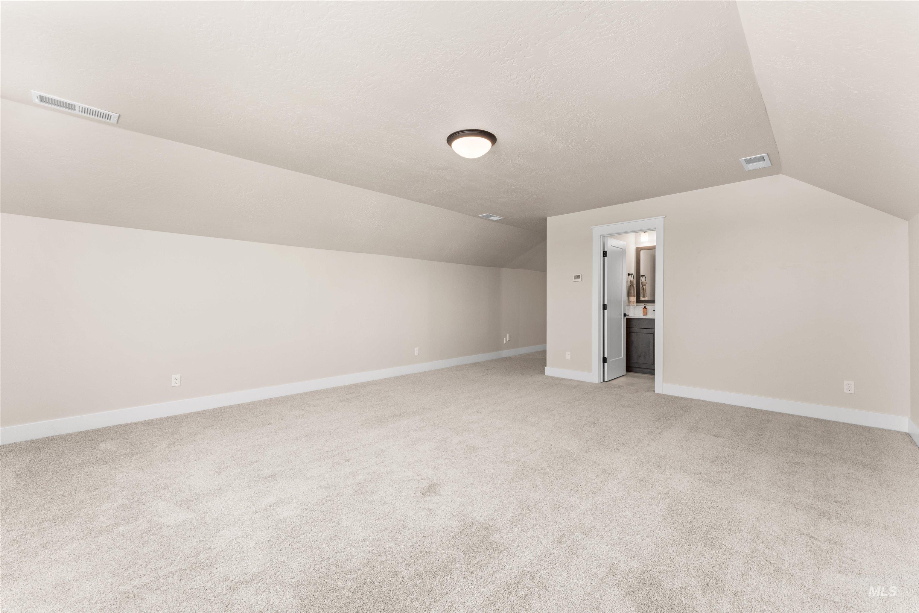 869 E Territory St, Meridian, Idaho 83646, 3 Bedrooms, 3 Bathrooms, Residential For Sale, Price $835,000,MLS 98978765