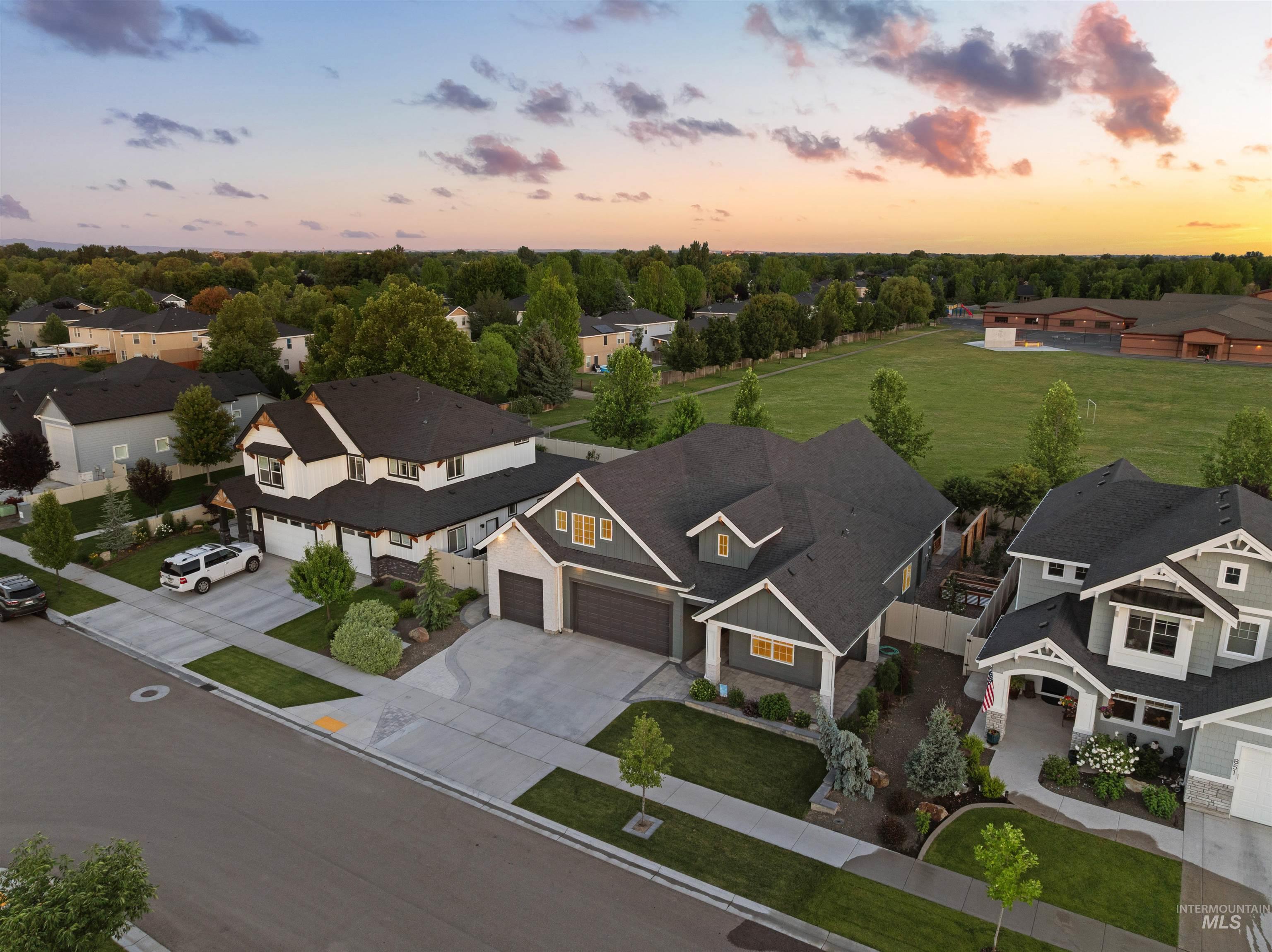 869 E Territory St, Meridian, Idaho 83646, 3 Bedrooms, 3 Bathrooms, Residential For Sale, Price $835,000,MLS 98978765