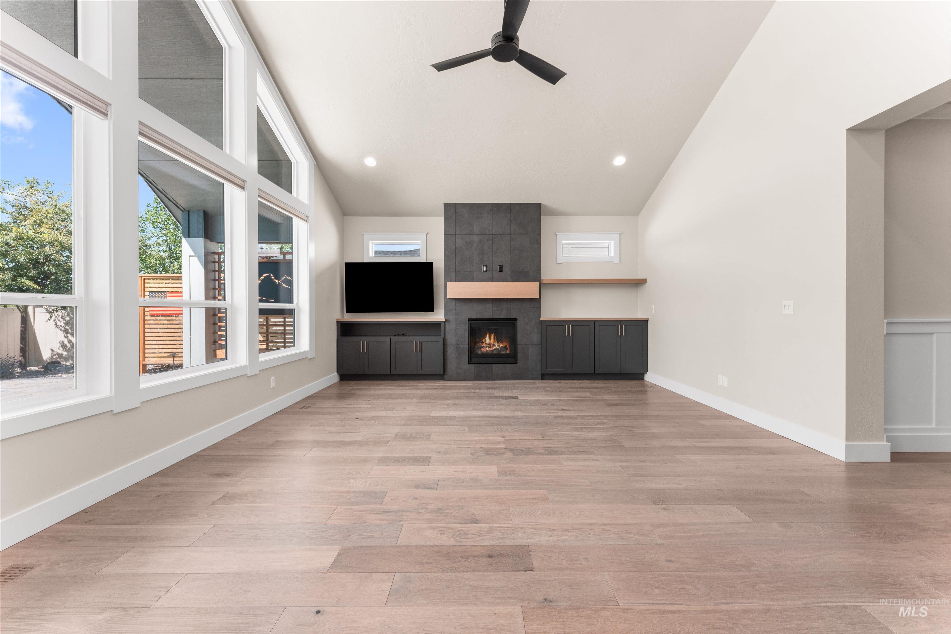 869 E Territory St, Meridian, Idaho 83646, 3 Bedrooms, 3 Bathrooms, Residential For Sale, Price $835,000,MLS 98978765