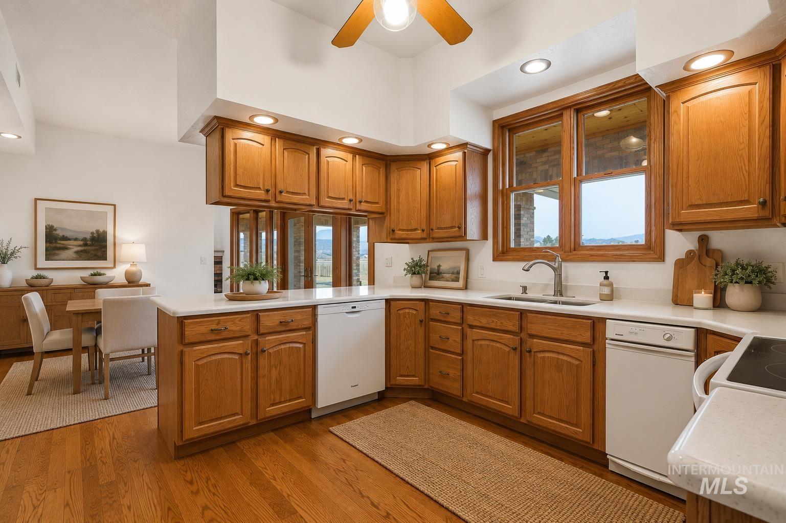 9650 N Highway 52, Horseshoe Bend, Idaho 83670, 4 Bedrooms, 3 Bathrooms, Residential For Sale, Price $1,289,900,MLS 98978766