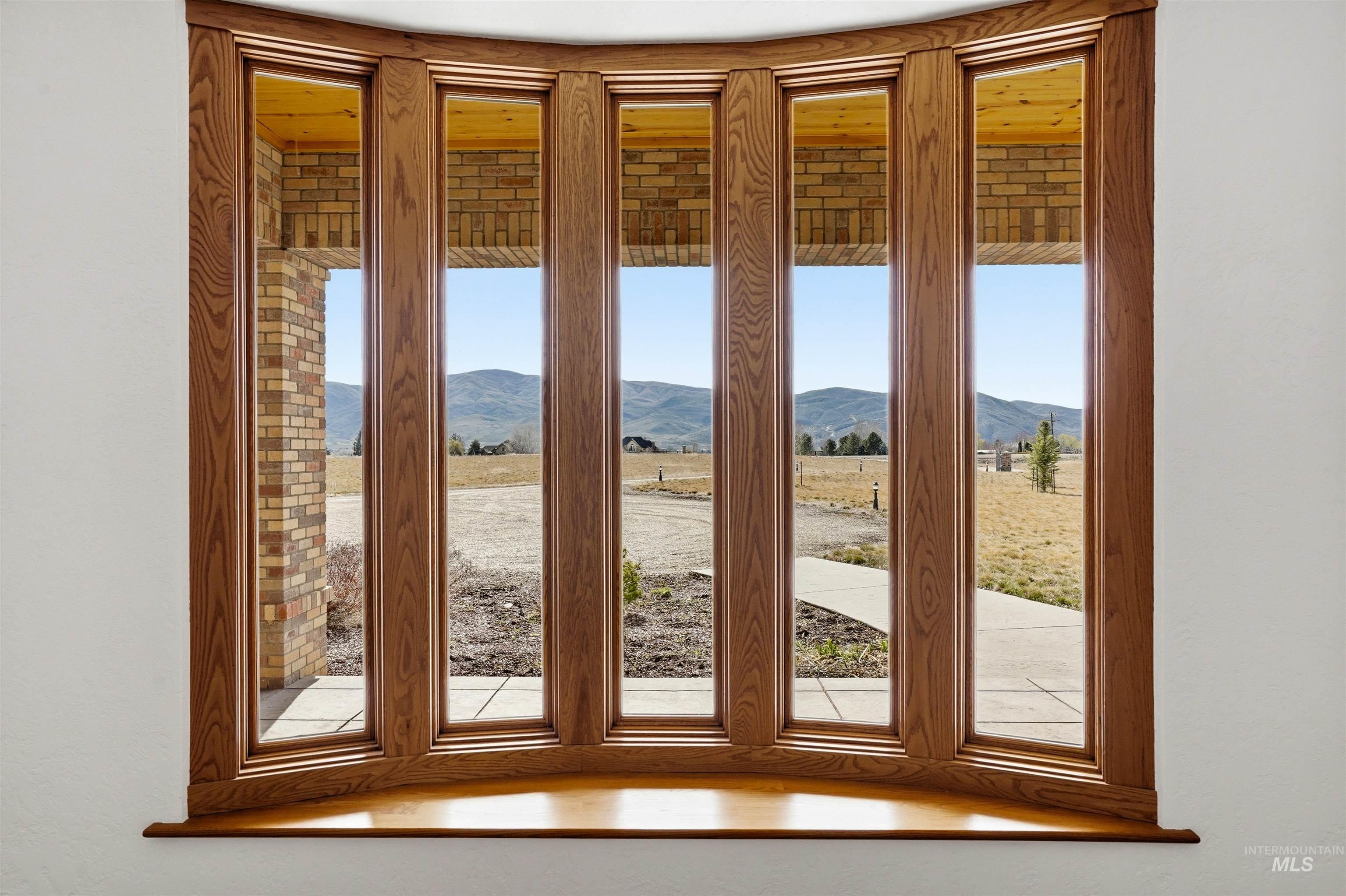 9650 N Highway 52, Sweet, Idaho 83670, 4 Bedrooms, 3 Bathrooms, Residential For Sale, Price $1,295,000, 98978766