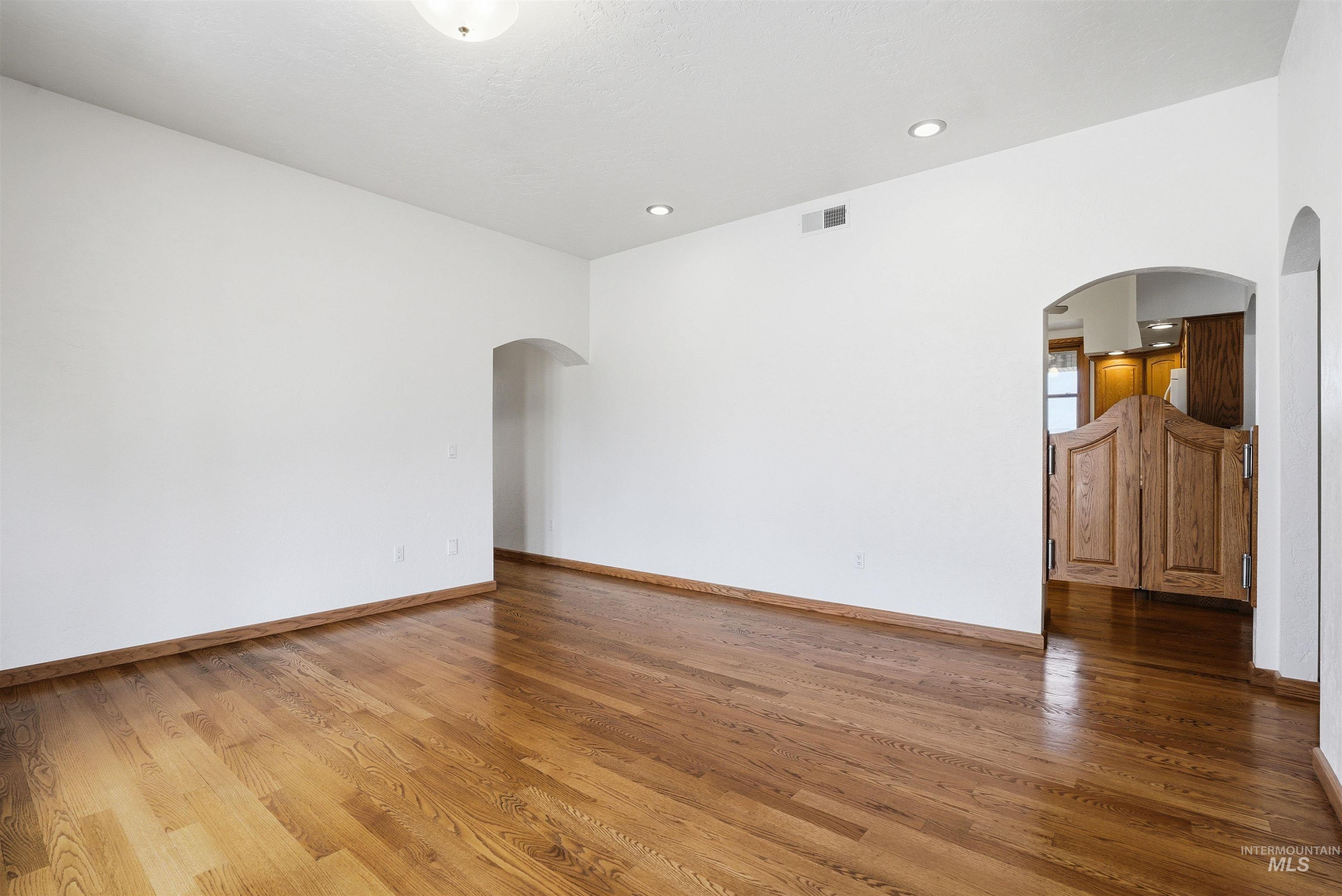 9650 N Highway 52, Sweet, Idaho 83670, 4 Bedrooms, 3 Bathrooms, Residential For Sale, Price $1,295,000, 98978766