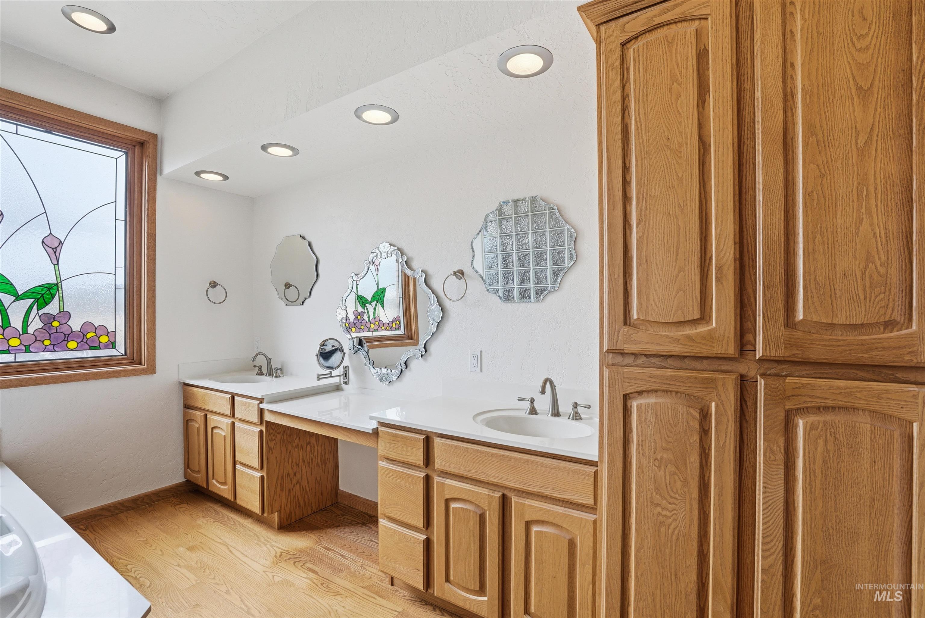 9650 N Highway 52, Sweet, Idaho 83670, 4 Bedrooms, 3 Bathrooms, Residential For Sale, Price $1,295,000, 98978766