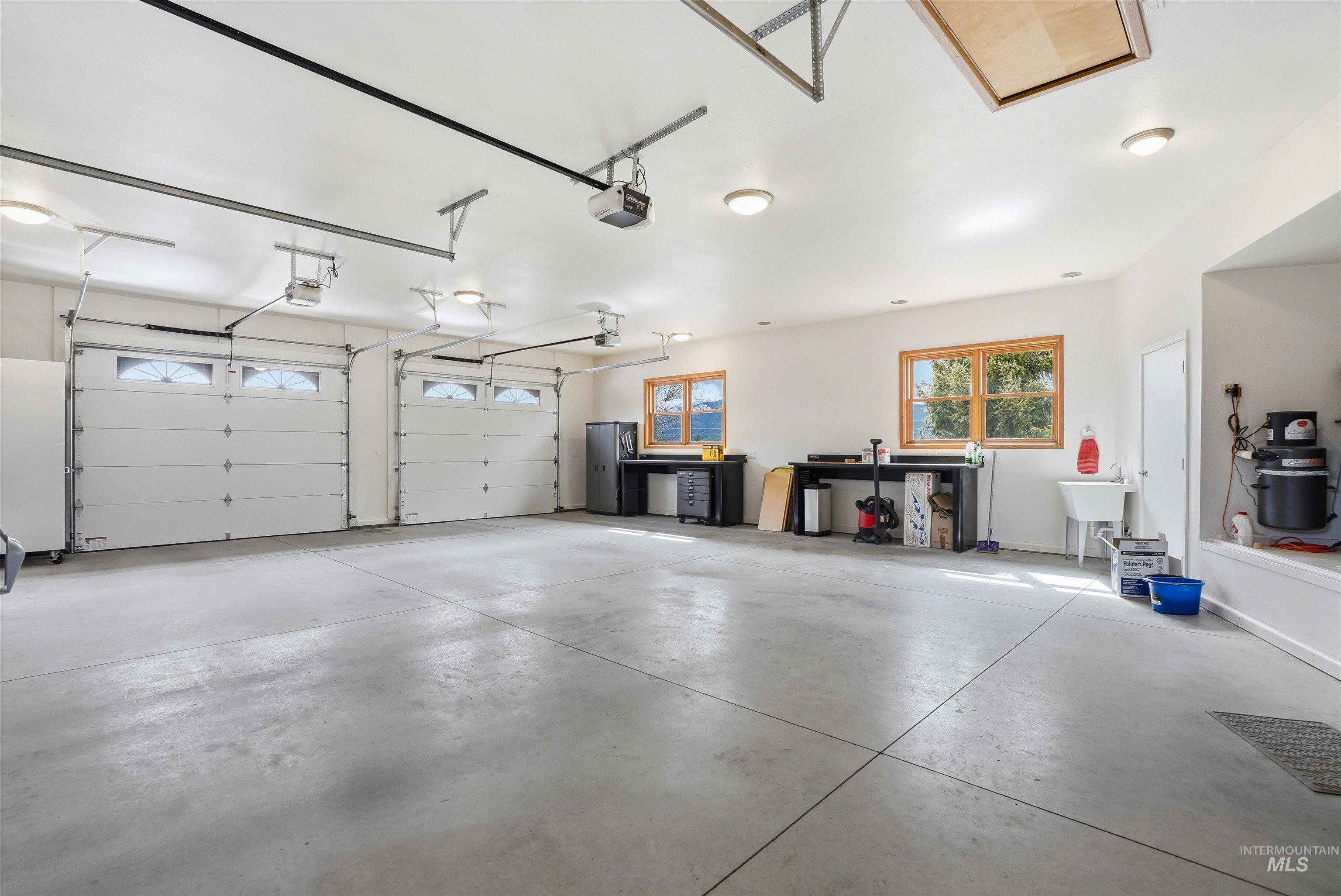 9650 N Highway 52, Horseshoe Bend, Idaho 83670, 4 Bedrooms, 3 Bathrooms, Residential For Sale, Price $1,295,000, 98978766