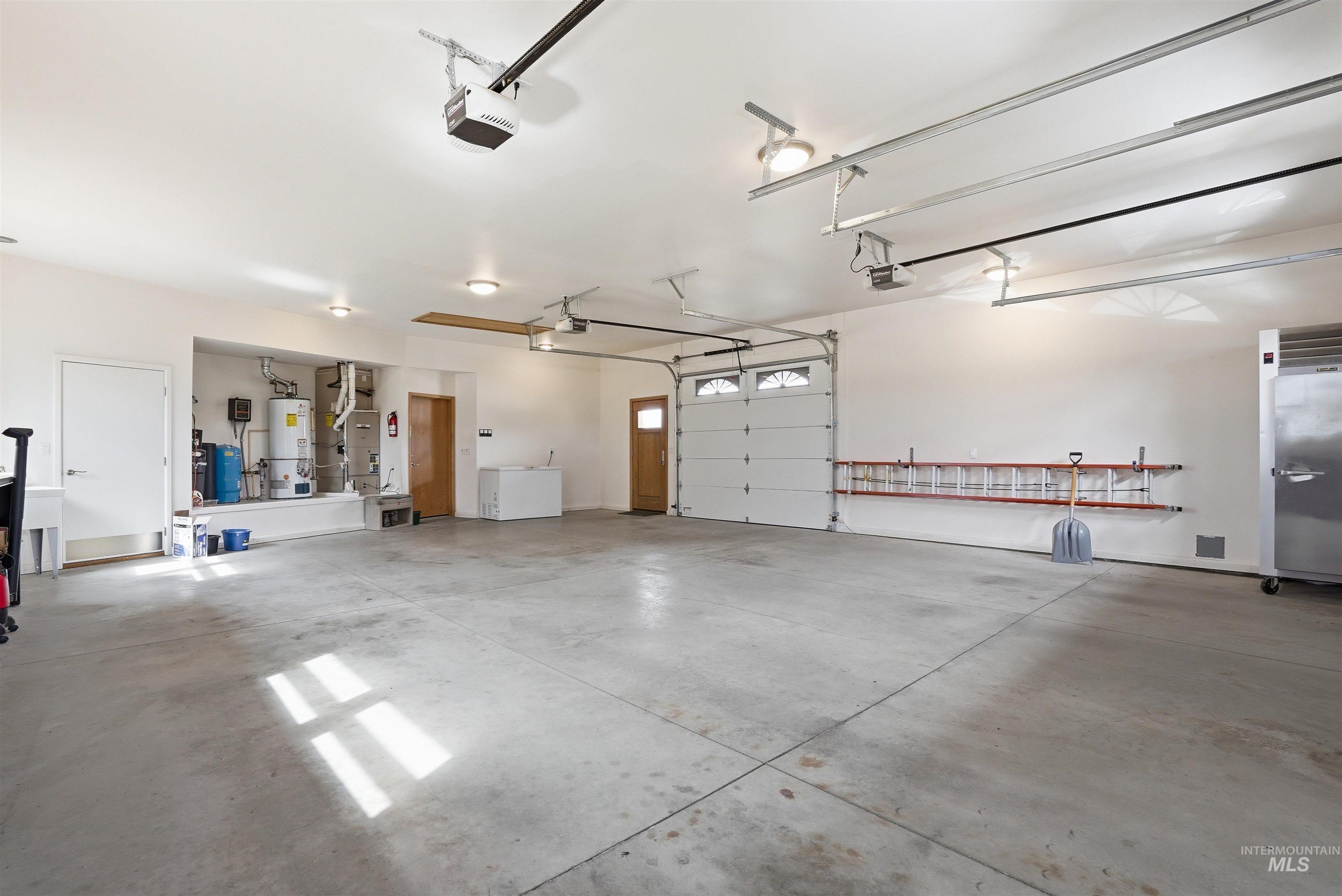 9650 N Highway 52, Sweet, Idaho 83670, 4 Bedrooms, 3 Bathrooms, Residential For Sale, Price $1,295,000, 98978766