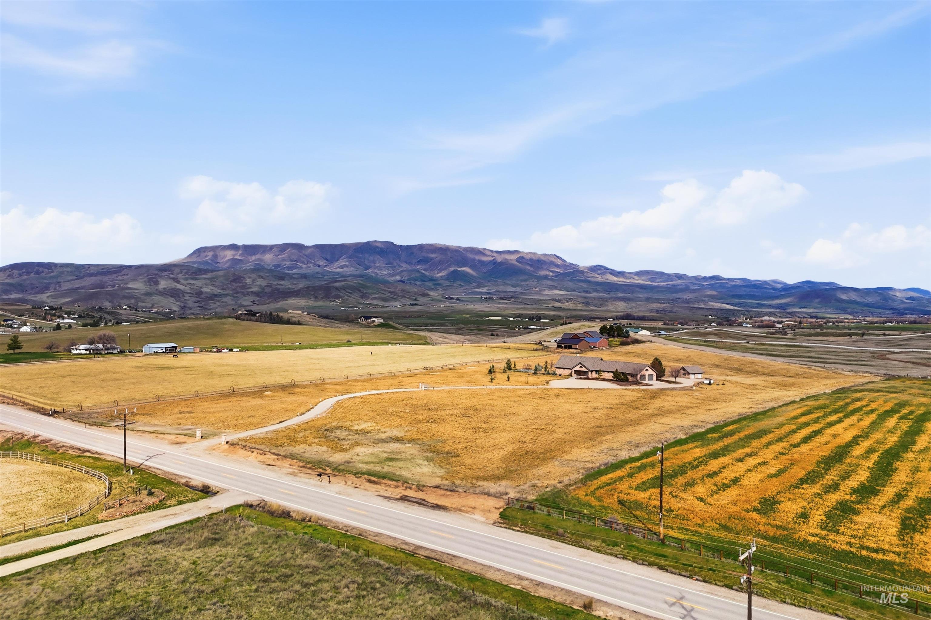 9650 N Highway 52, Horseshoe Bend, Idaho 83670, 4 Bedrooms, 3 Bathrooms, Residential For Sale, Price $1,295,000, 98978766