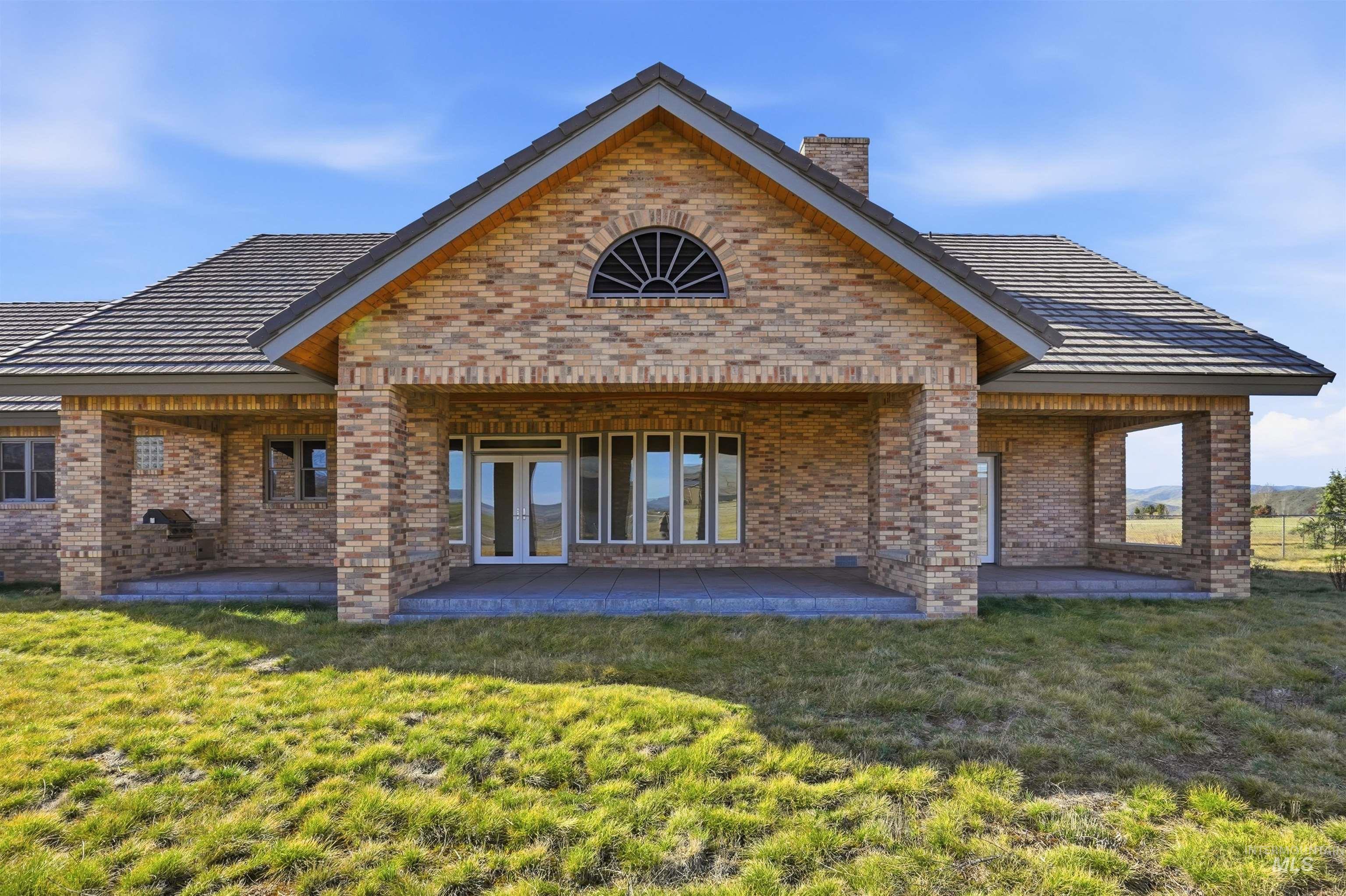 9650 N Highway 52, Horseshoe Bend, Idaho 83670, 4 Bedrooms, 3 Bathrooms, Residential For Sale, Price $1,295,000, 98978766