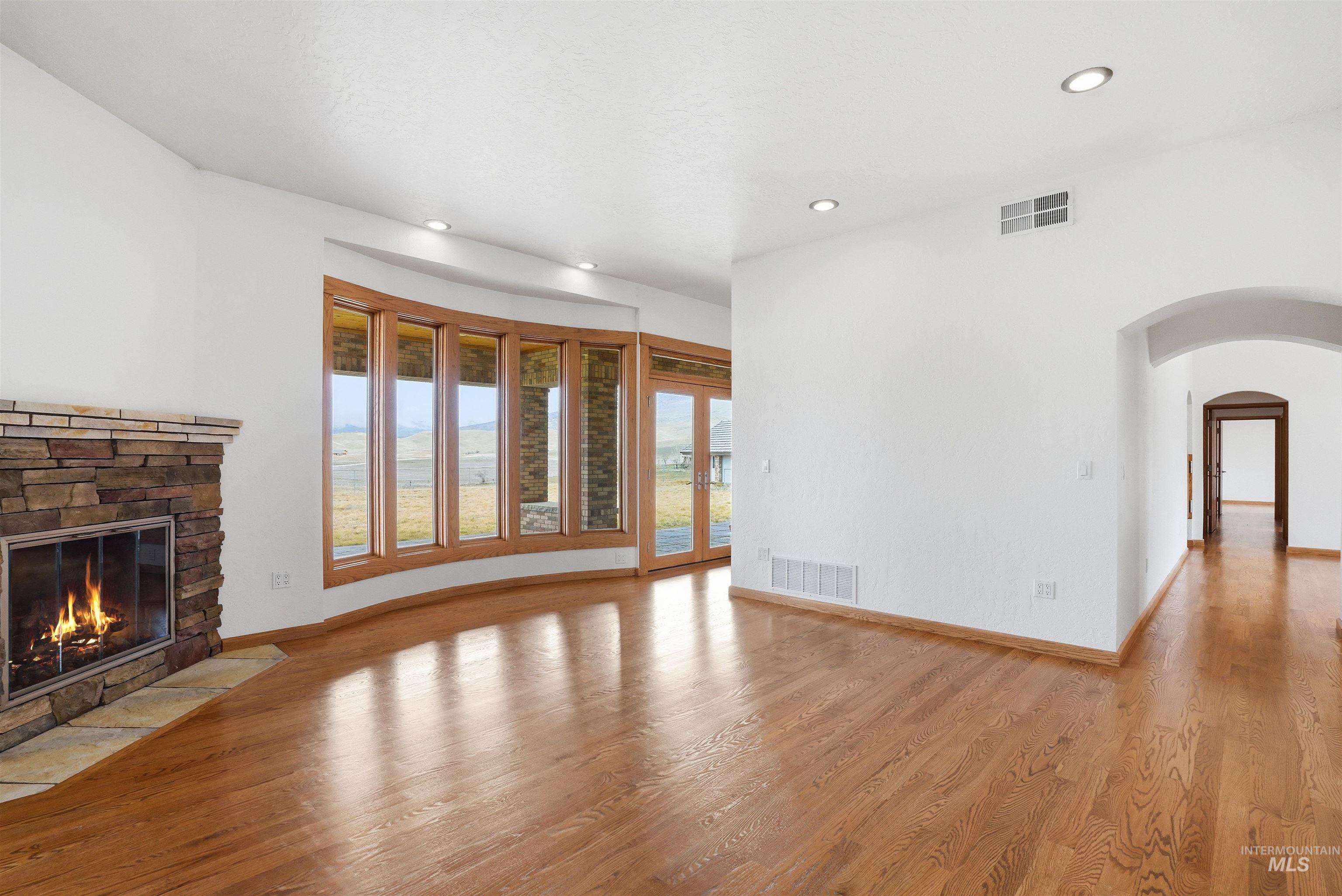 9650 N Highway 52, Sweet, Idaho 83670, 4 Bedrooms, 3 Bathrooms, Residential For Sale, Price $1,295,000, 98978766