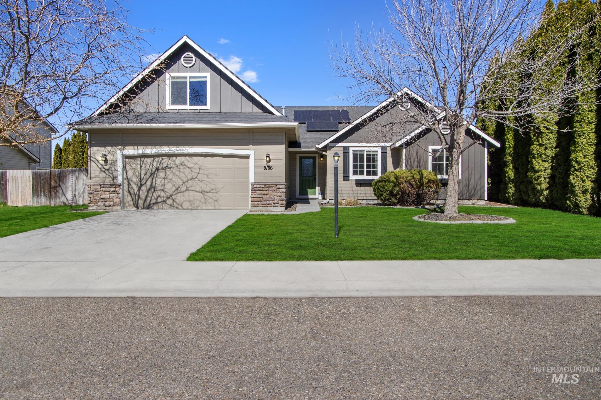 8186 Gallatin Court, Nampa, Idaho 83687, 3 Bedrooms, 2 Bathrooms, Residential For Sale, Price $405,900, 98978767
