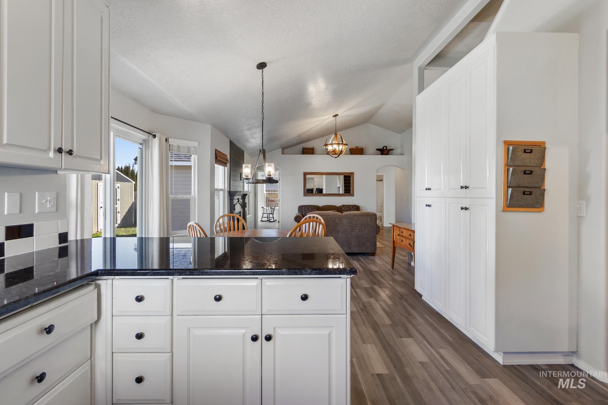 8186 Gallatin Court, Nampa, Idaho 83687, 3 Bedrooms, 2 Bathrooms, Residential For Sale, Price $405,900, 98978767