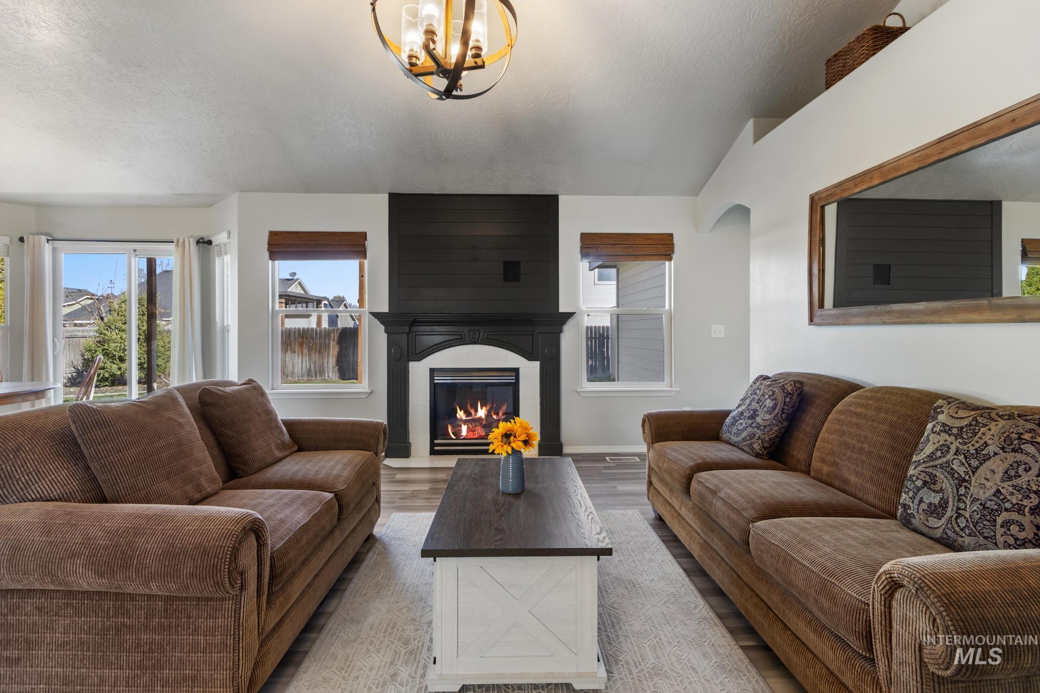 8186 Gallatin Court, Nampa, Idaho 83687, 3 Bedrooms, 2 Bathrooms, Residential For Sale, Price $405,900, 98978767