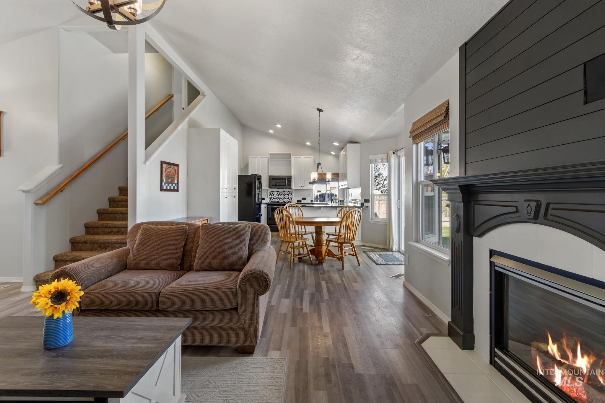 8186 Gallatin Court, Nampa, Idaho 83687, 3 Bedrooms, 2 Bathrooms, Residential For Sale, Price $405,900, 98978767