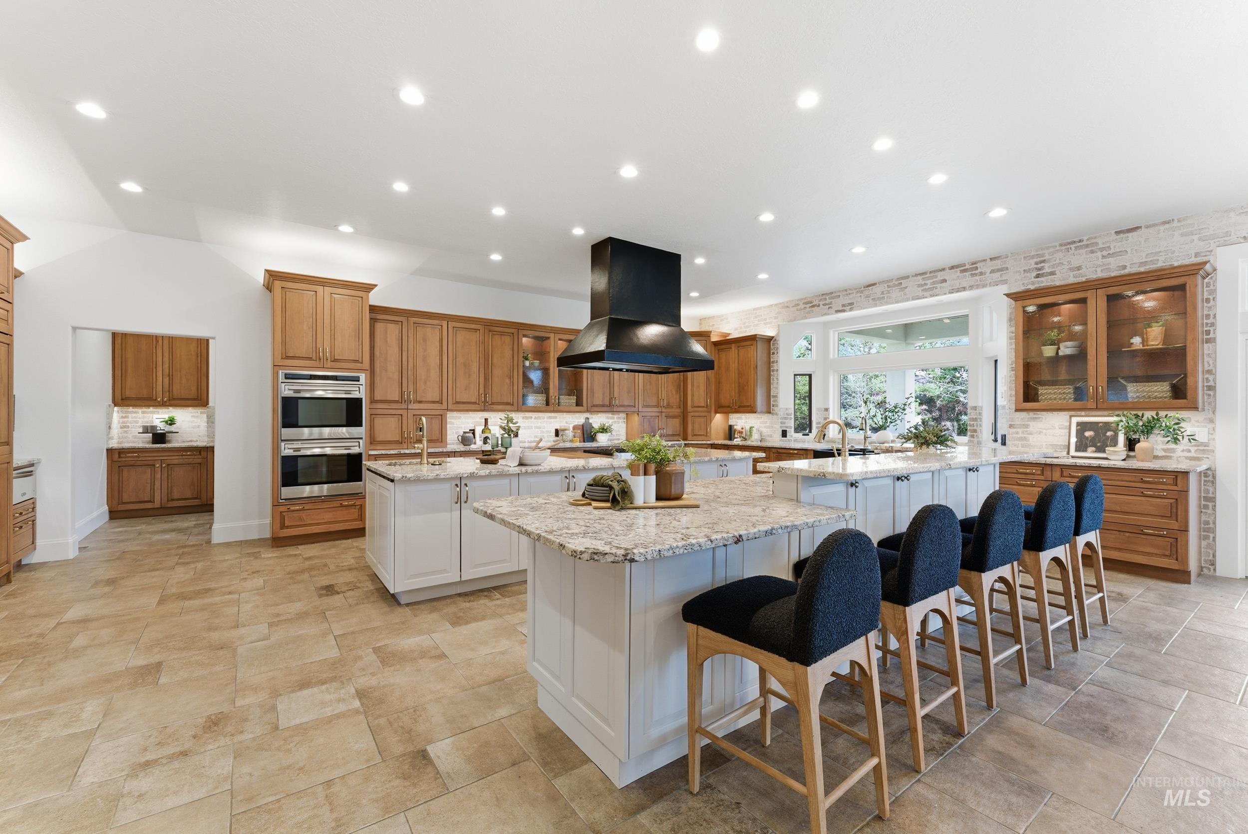 2610 E Jasmine Ln., Meridian, Idaho 83646, 4 Bedrooms, 12 Rooms, Business/Commercial For Sale, Price $3,899,000,MLS 98978769